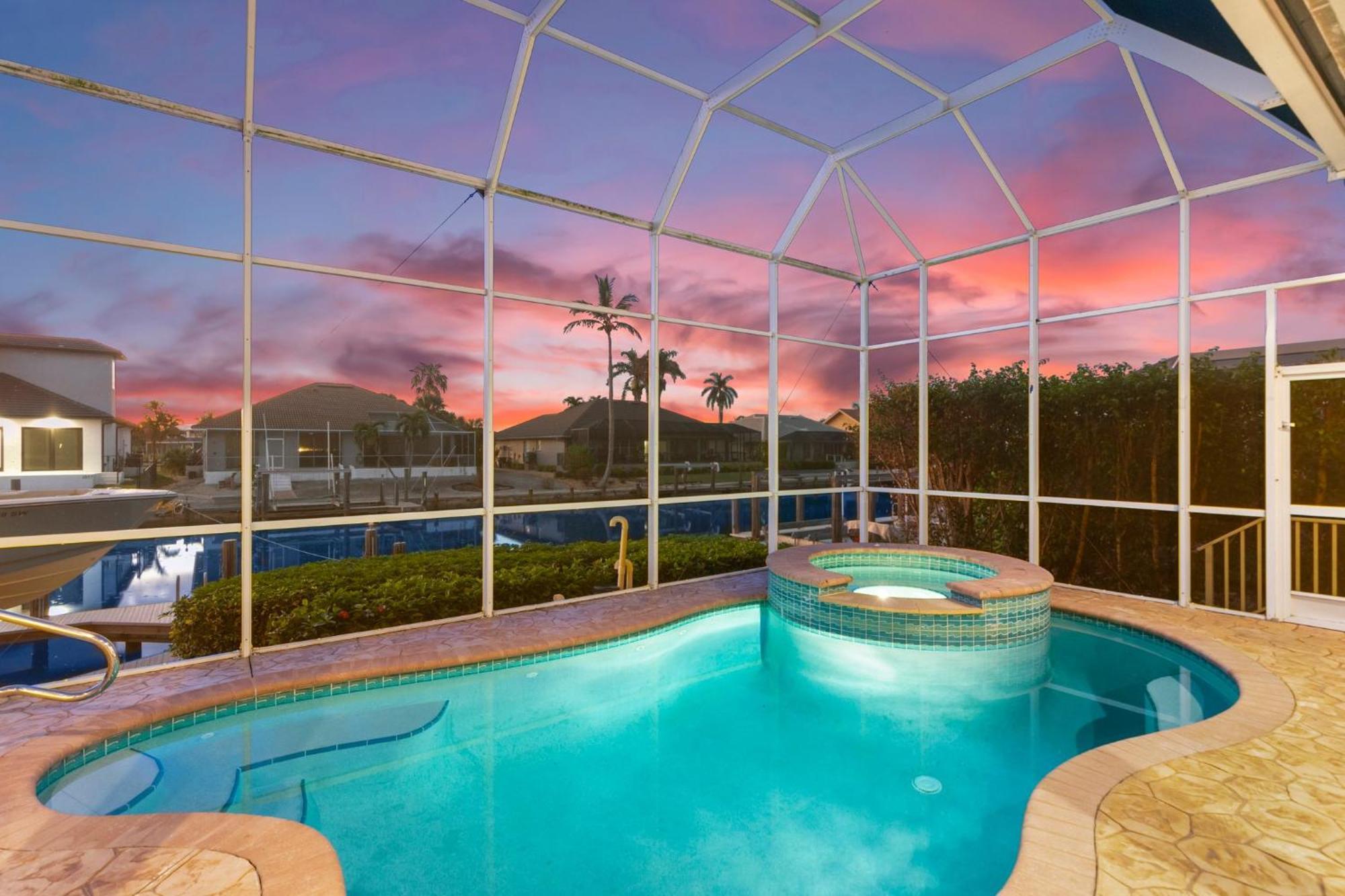 Unique 5 Bed Waterfront Woodbine Ct With Private Pool Marco Island