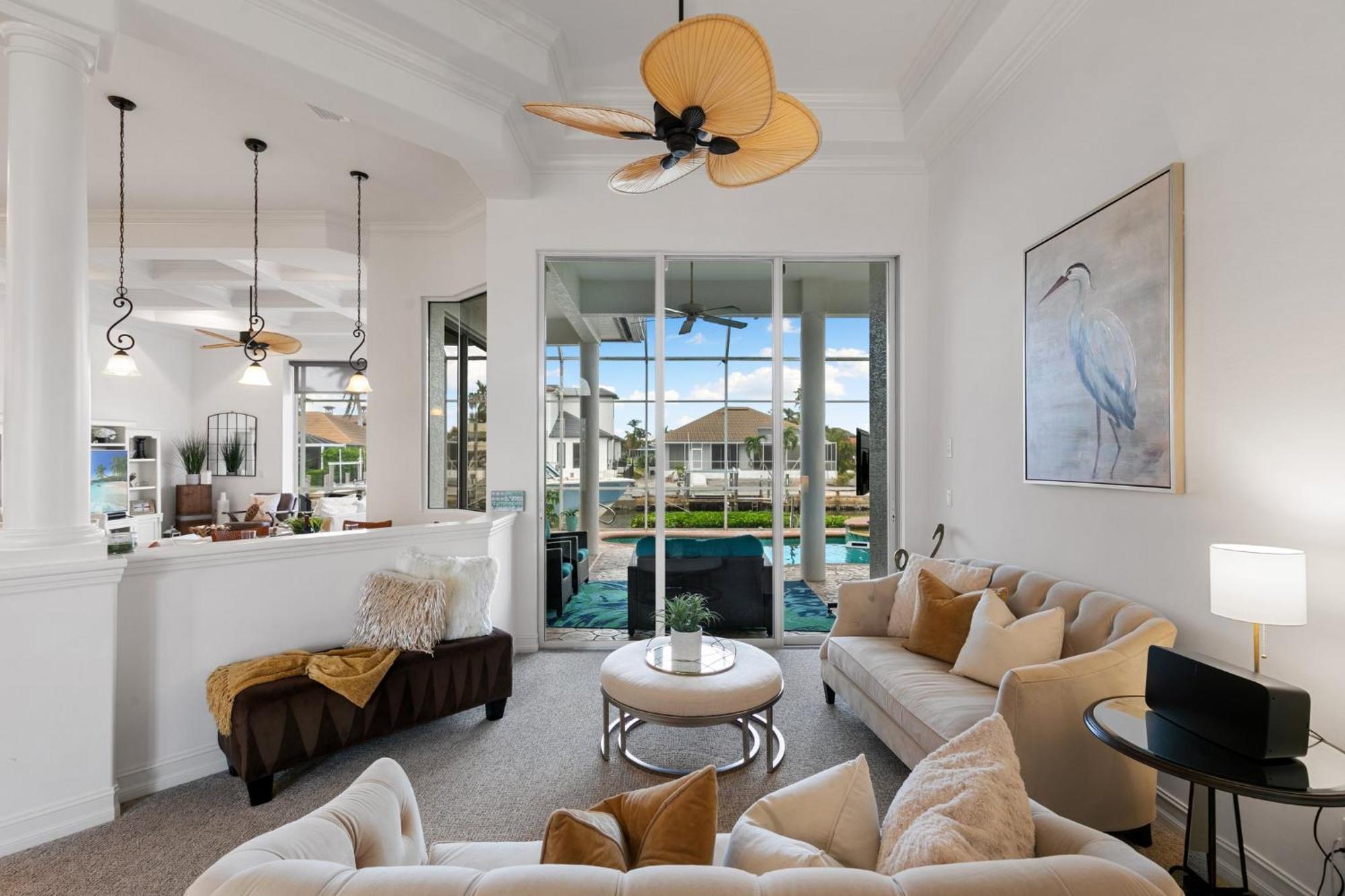 Unique 5 Bed Waterfront Woodbine Ct With Private Pool *