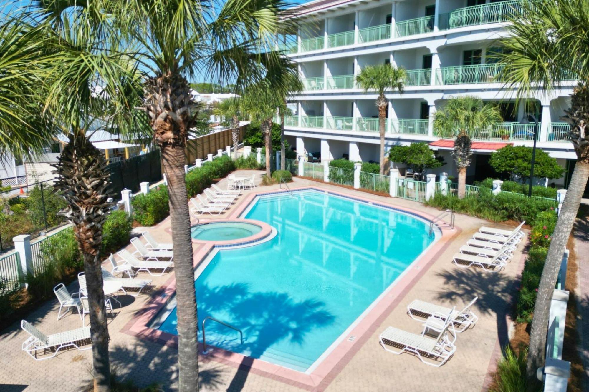 Seacrest - Nestled *