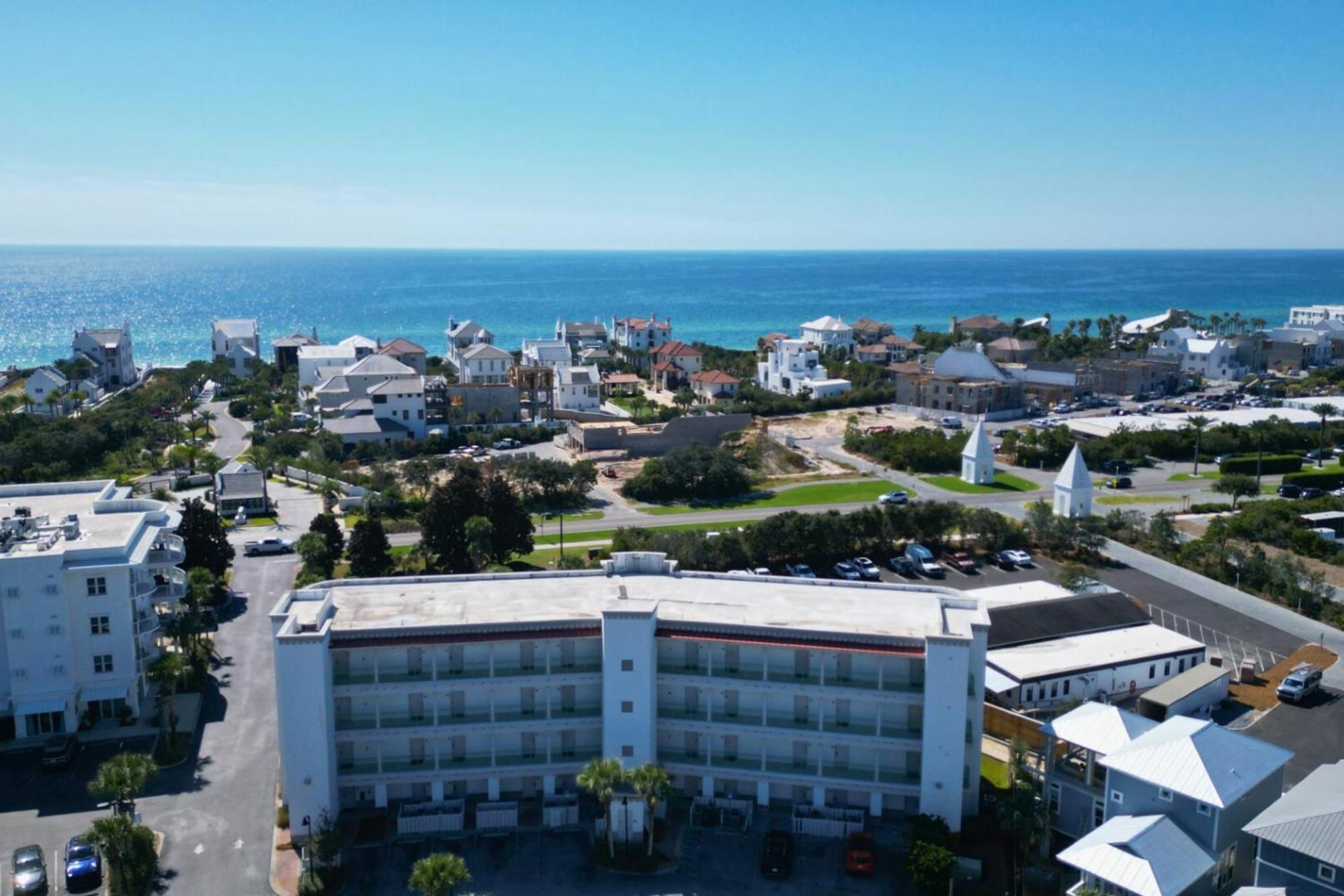 Seacrest - Nestled Holiday home Rosemary Beach