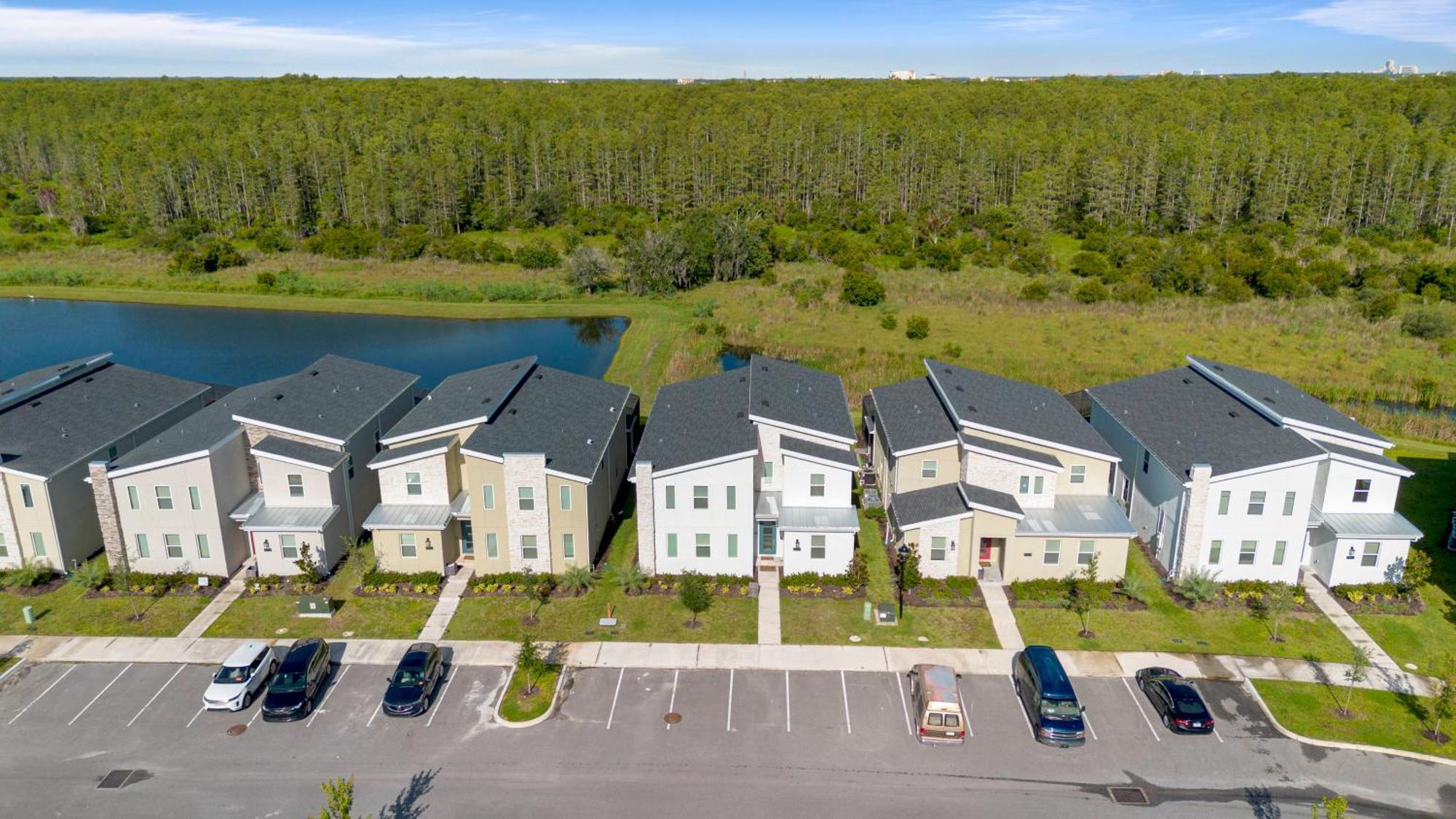 Brand New 9 Bedrooms5 Baths At Storey