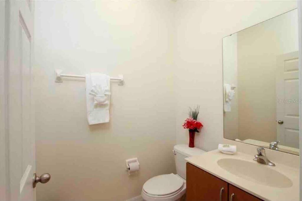 2br Townhouse Near * Kissimmee