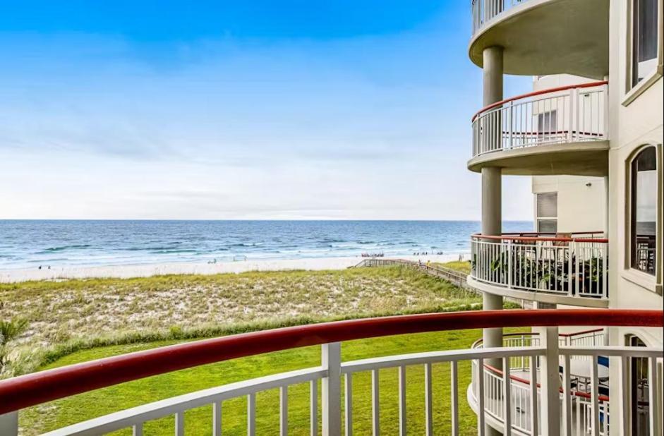 Colony East 3a Navarre