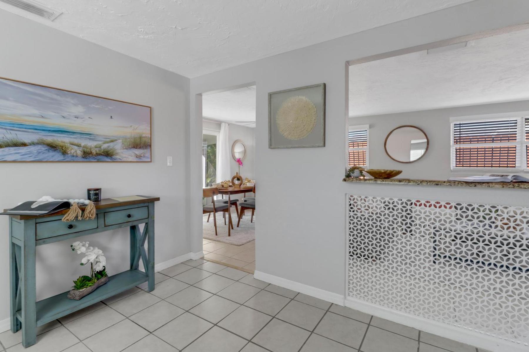 Little House W/ Pool&spa - 5 Minutes To Vanderbilt Naples