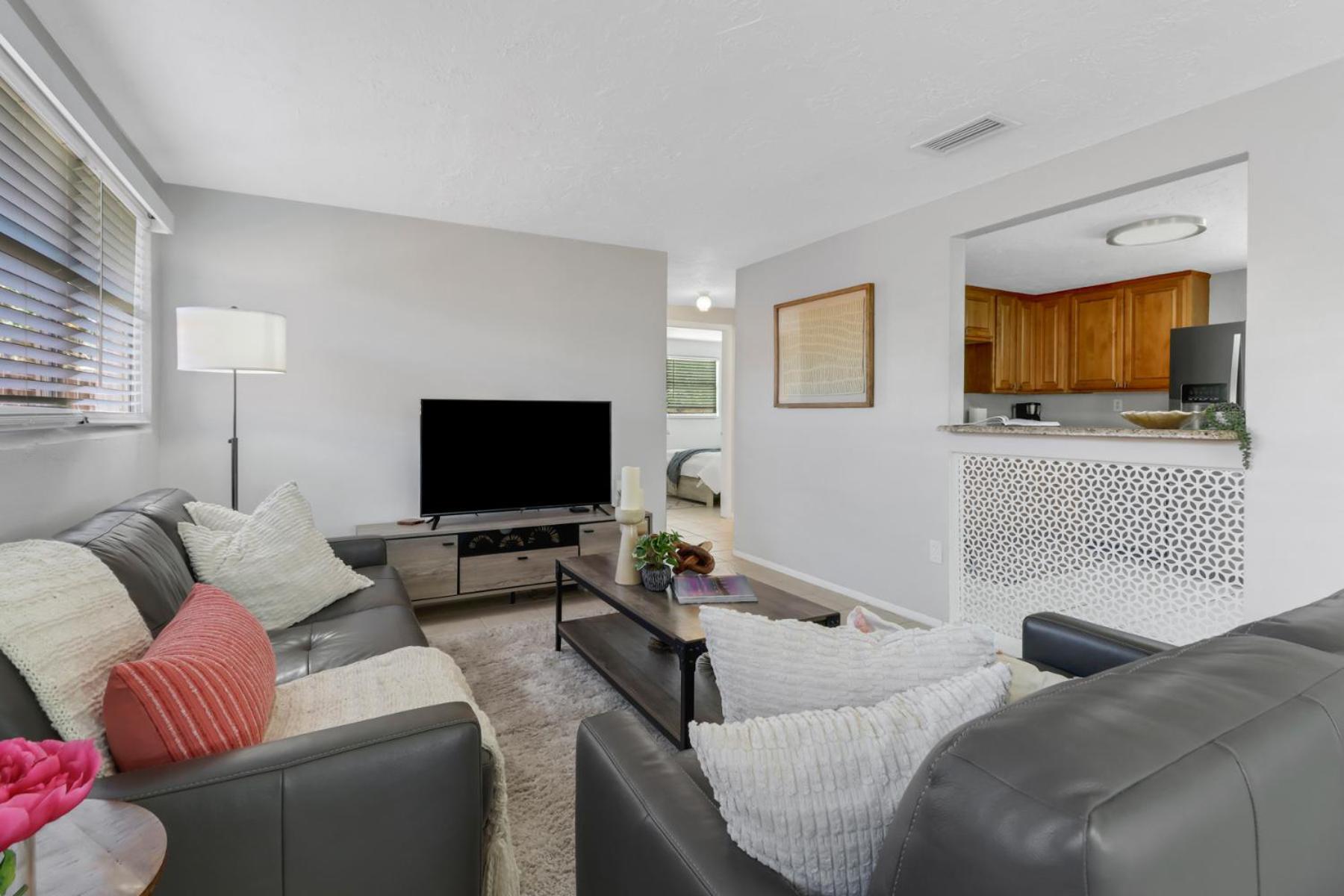 Little House W/ Pool&spa - 5 Minutes To Vanderbilt * Naples
