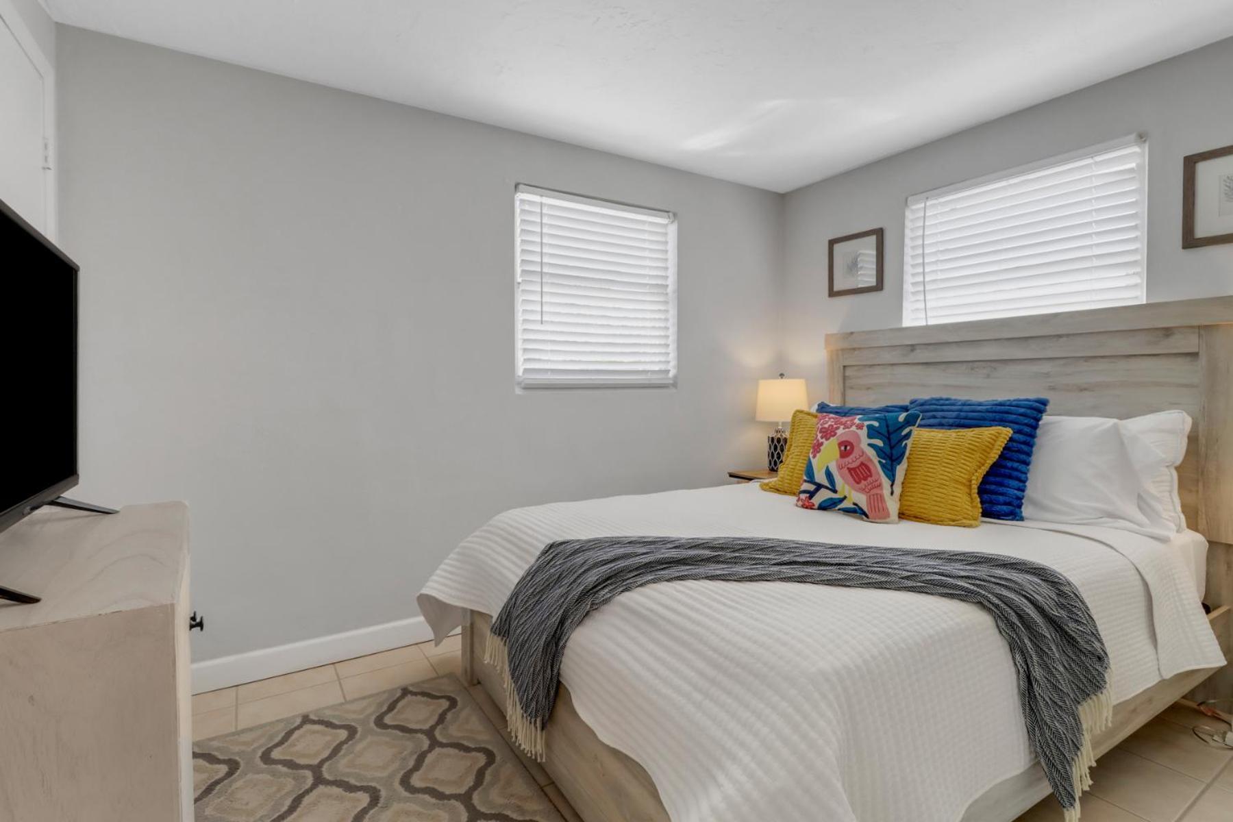 Little House W/ Pool&spa - 5 Minutes To Vanderbilt Holiday home
