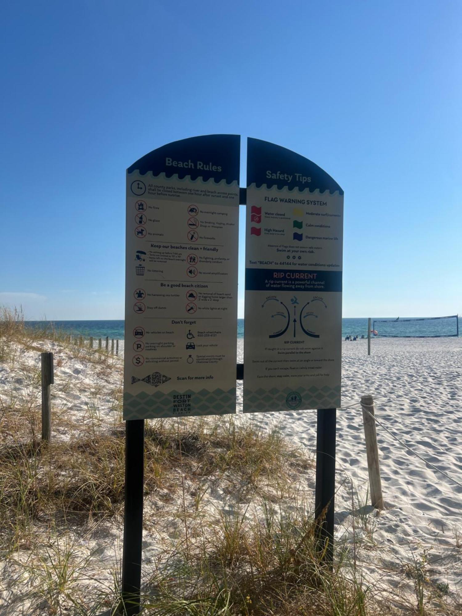 Hole The - Walton - Sunset Plaza - Nearby Beaches & Hurlburt Motel Fort Walton Beach