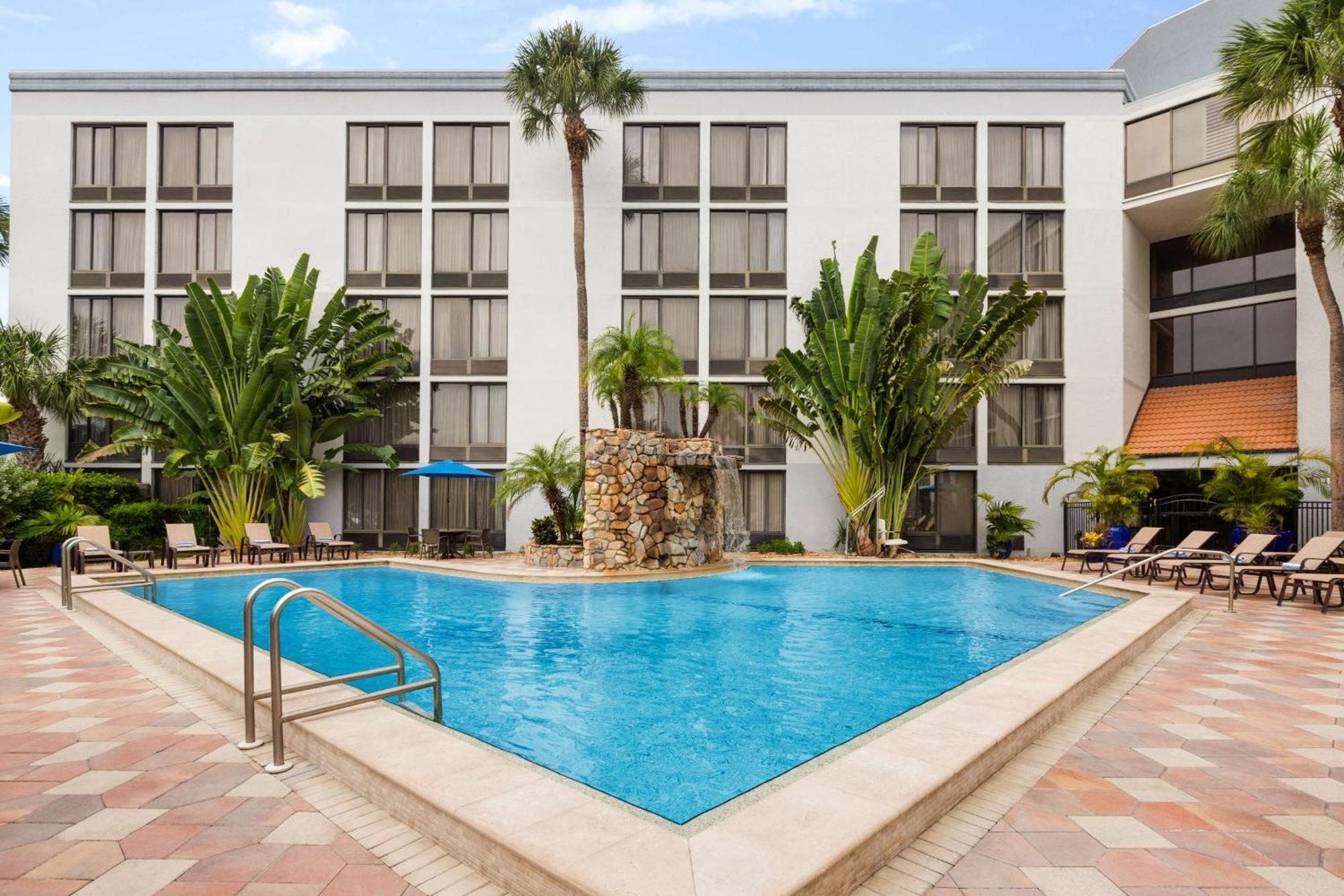 Doubletree By Hilton Myers At Bell Tower Shops Fort Myers