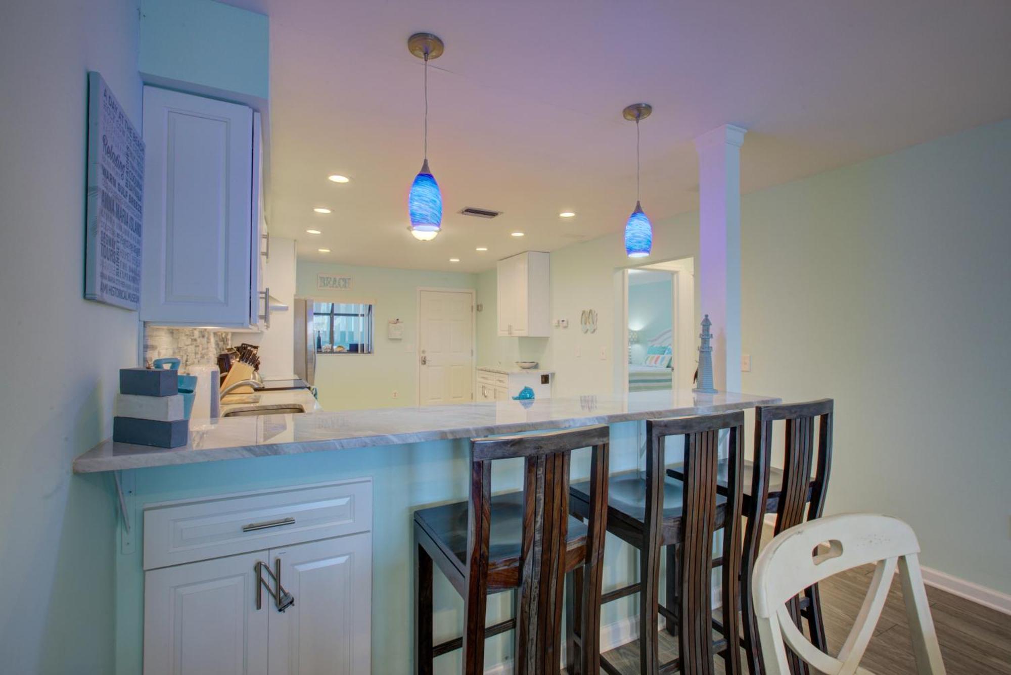 Island Retreat * Anna Maria