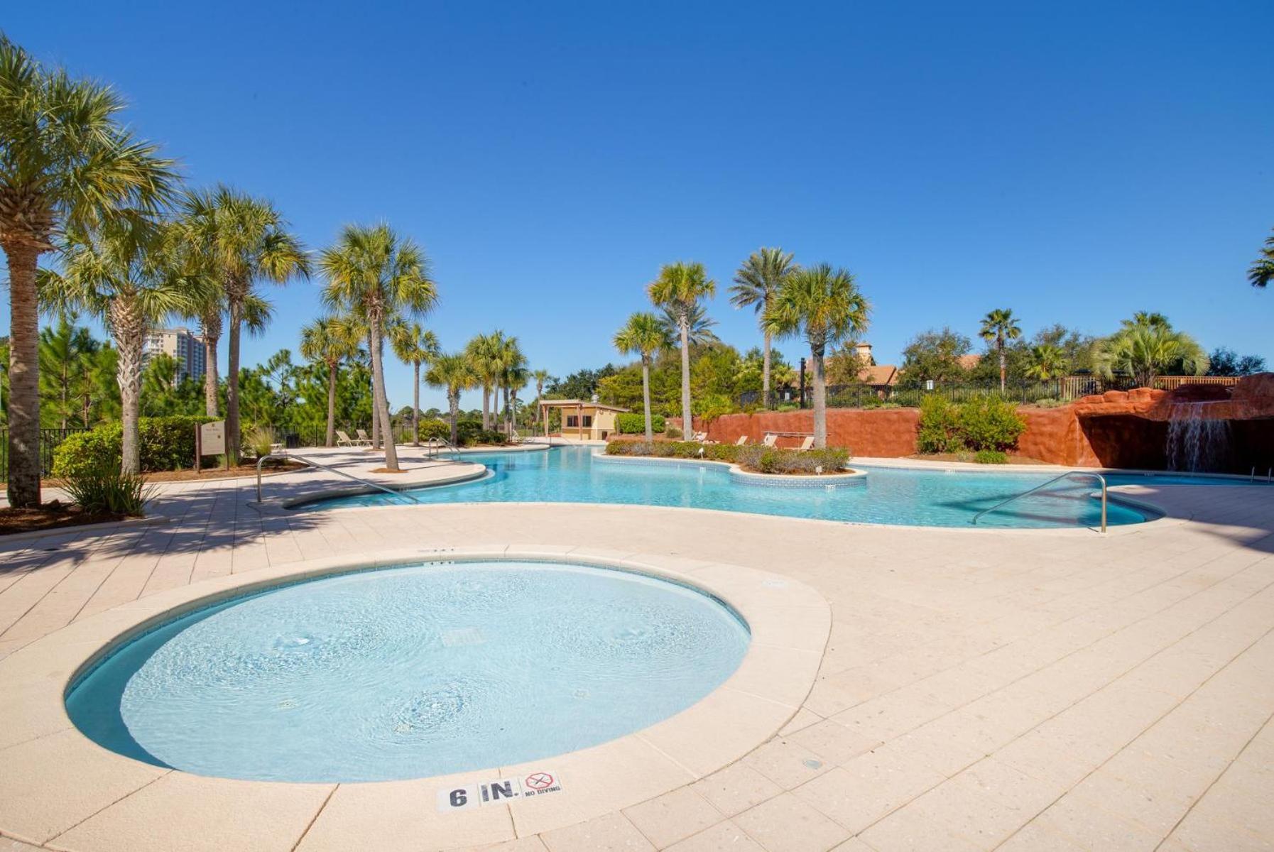 Luau I 7505 Apartment *