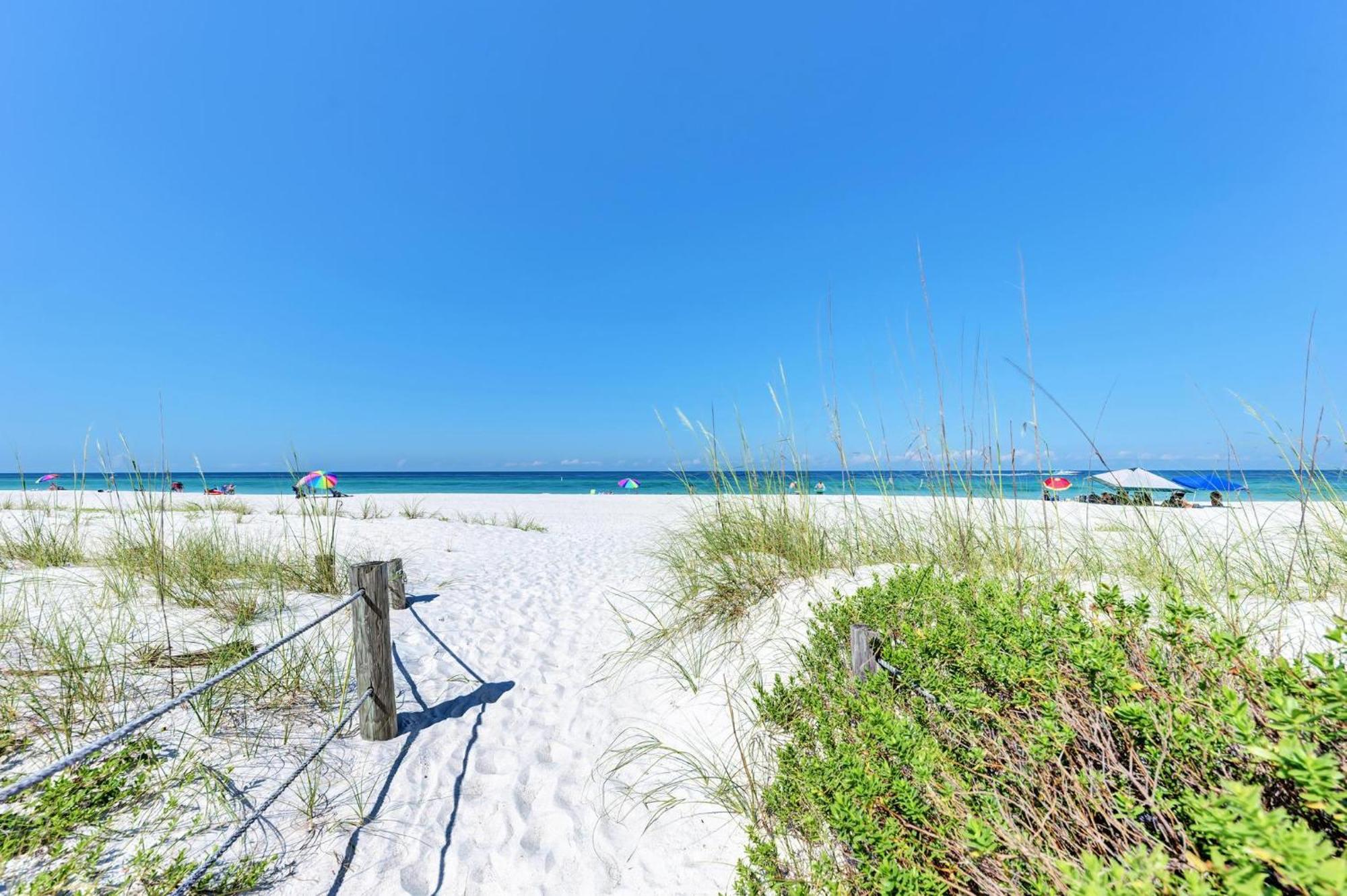 Anna Maria Island Sunshine Kiss By The Island In The Sun * Holmes Beach