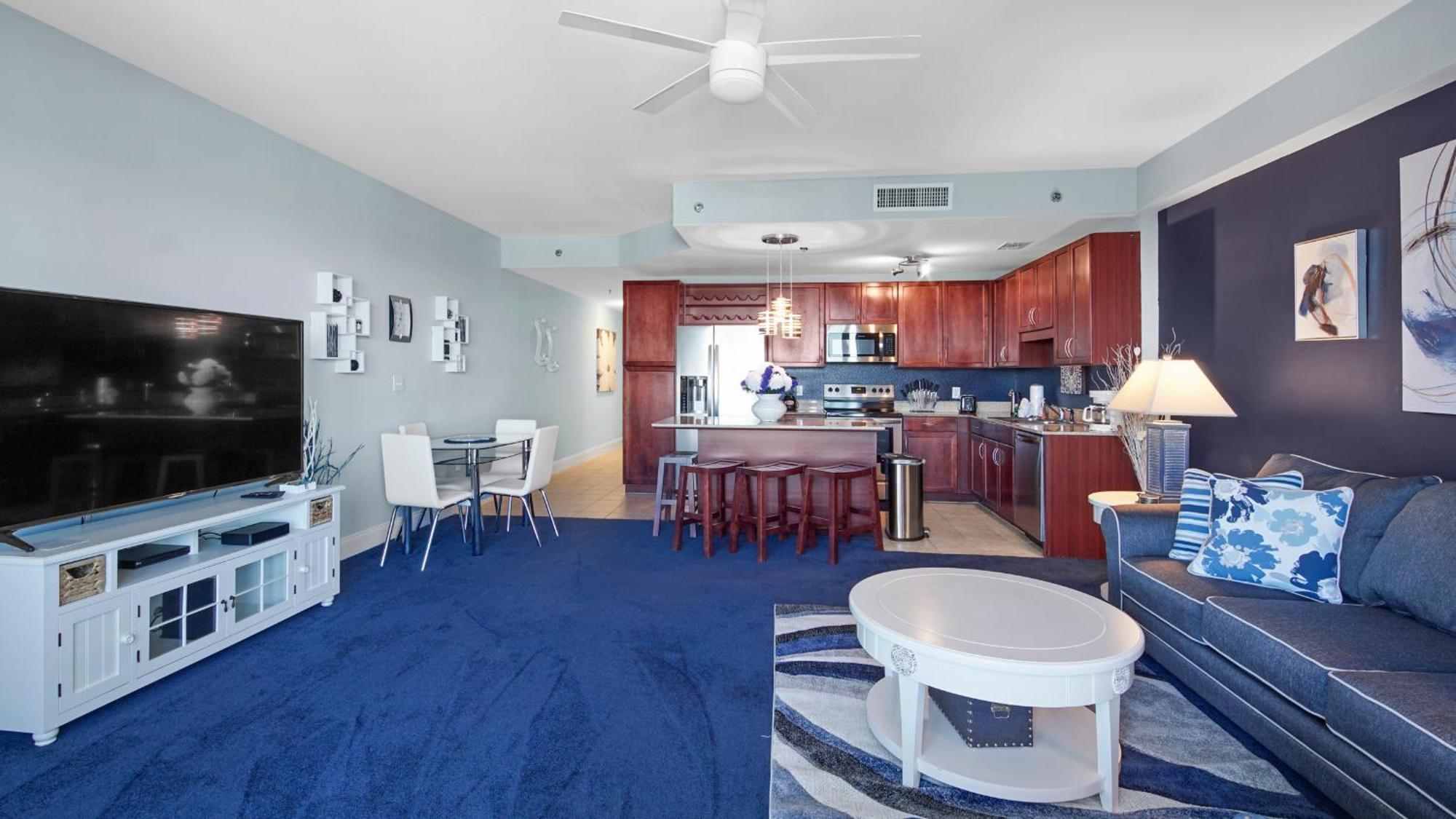 Apartment Laketown Wharf 1537 Panama City Beach