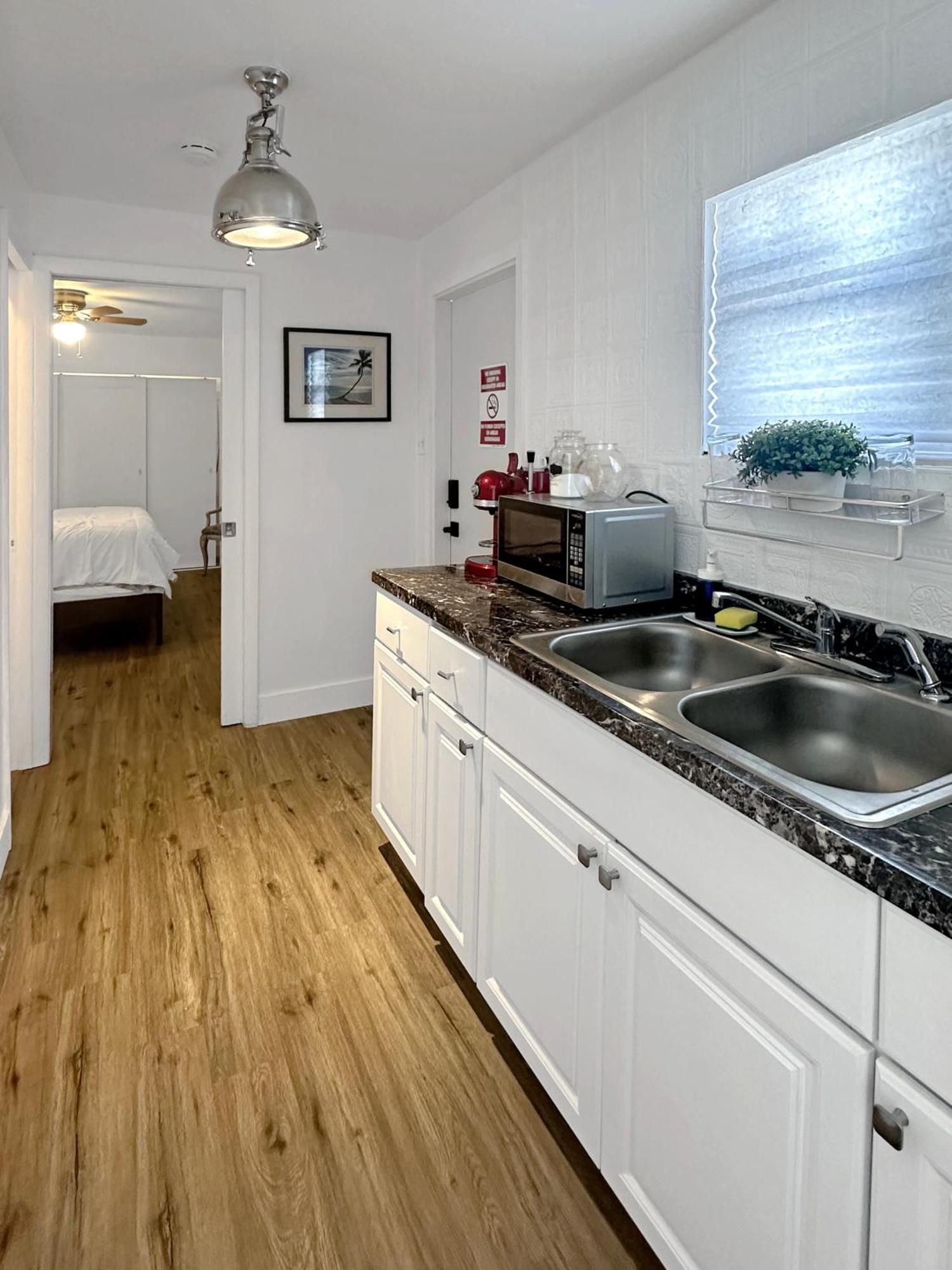 Villa Miami Life Tamiami