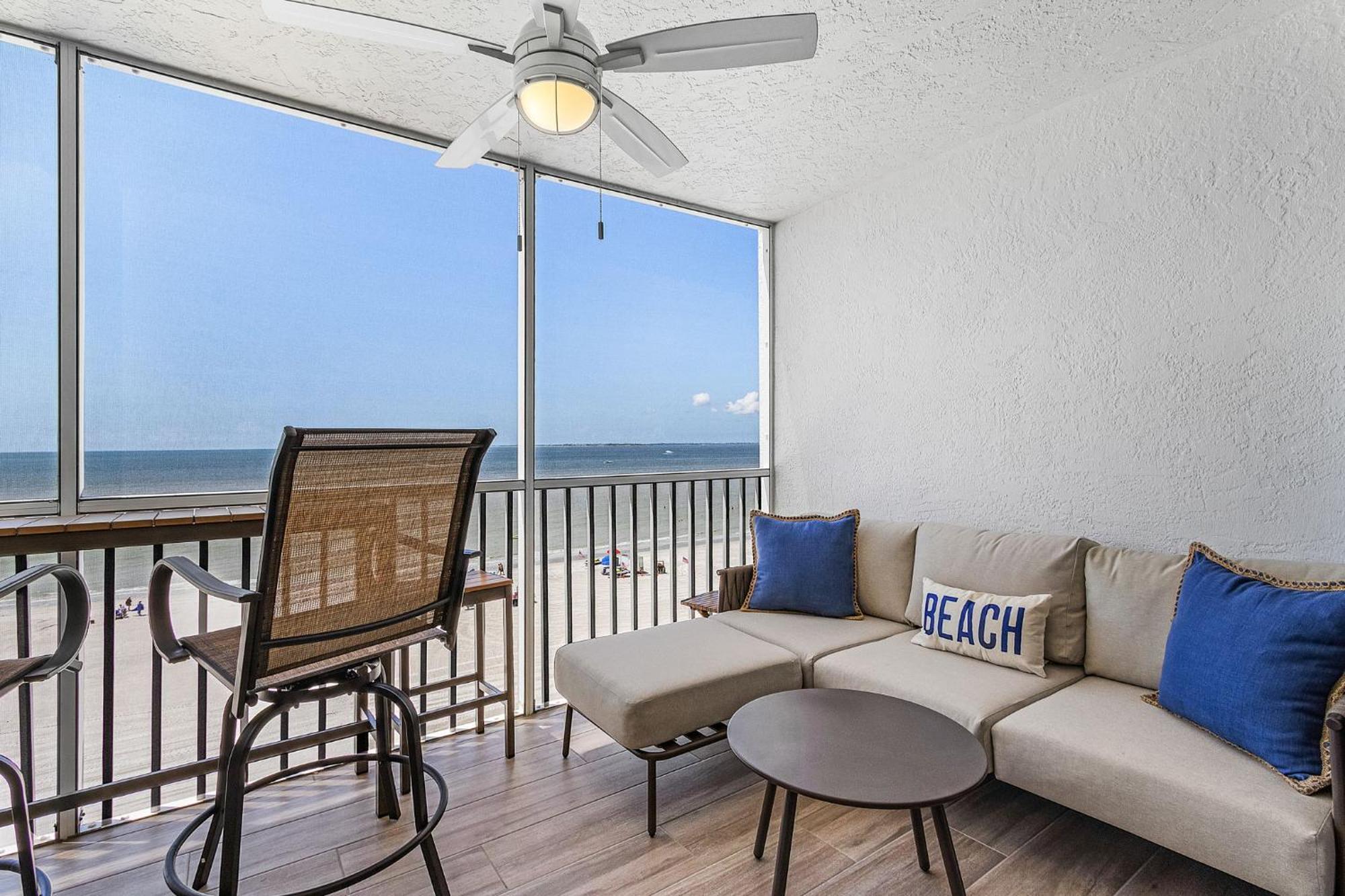 Holiday home Newly Remodeled Gulf-view W/ Pool & Lanai *