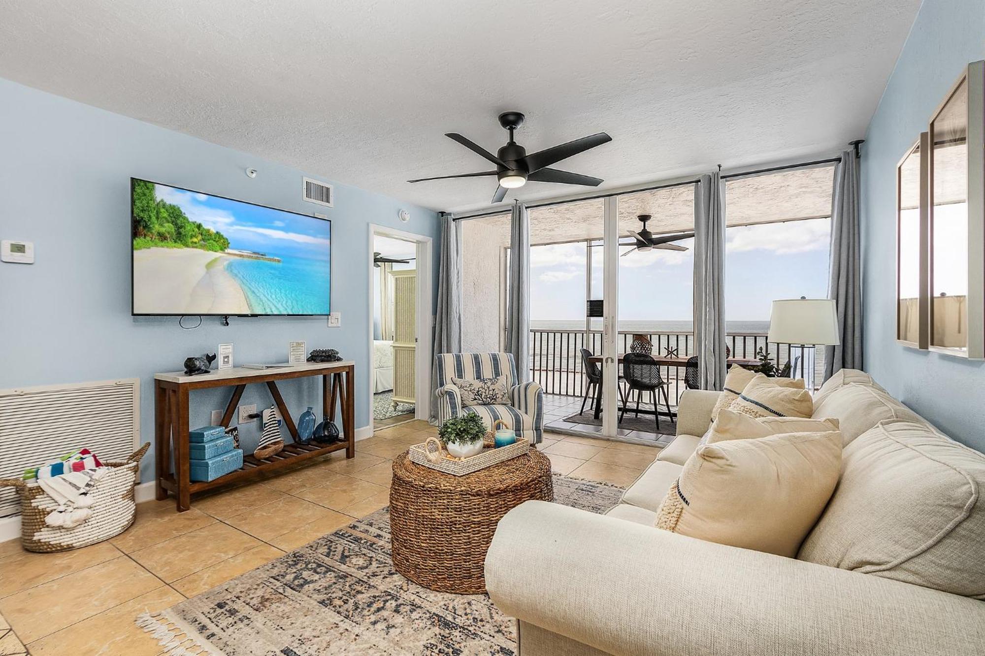 Estero Island 2br: Gulf Views, Pool, & Bbq Area