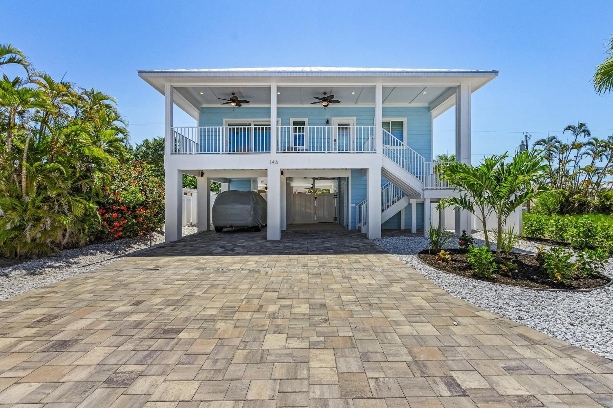 Time: Saltwater Pool, Walk To Beach!