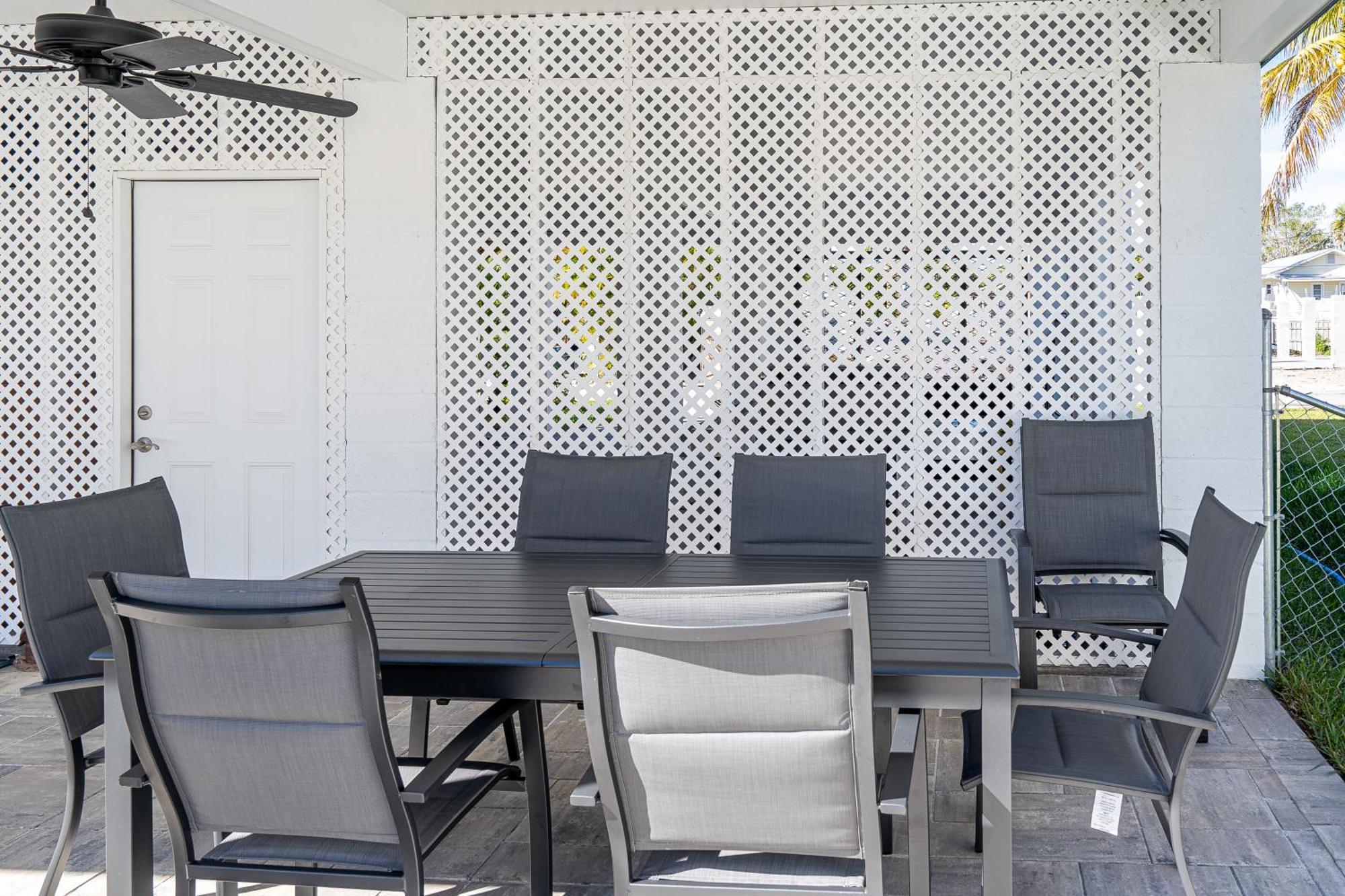 New Stilt Home: Heated Pool, Near & Times Sq Holiday home *