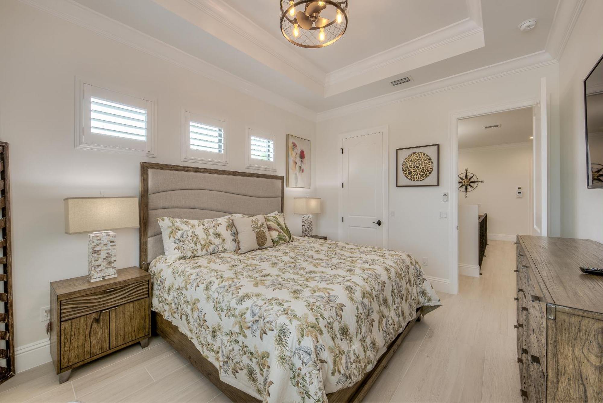 Aloha Oasis: Gulf-front, Pool, Spa, Sleeps 14! Holiday home *