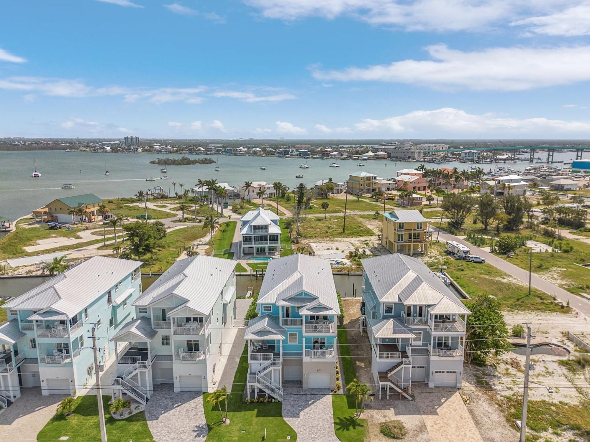 Luxurious Home: Gulf Views, Pool, Elevator Holiday home *