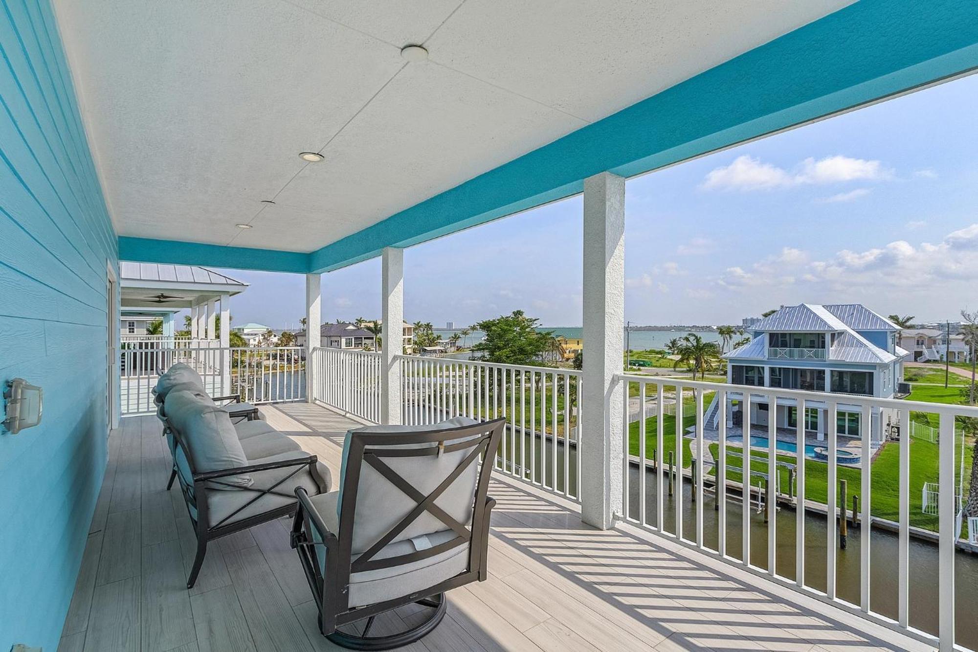 Holiday home Luxurious Home: Gulf Views, Pool, Elevator Fort Myers Beach