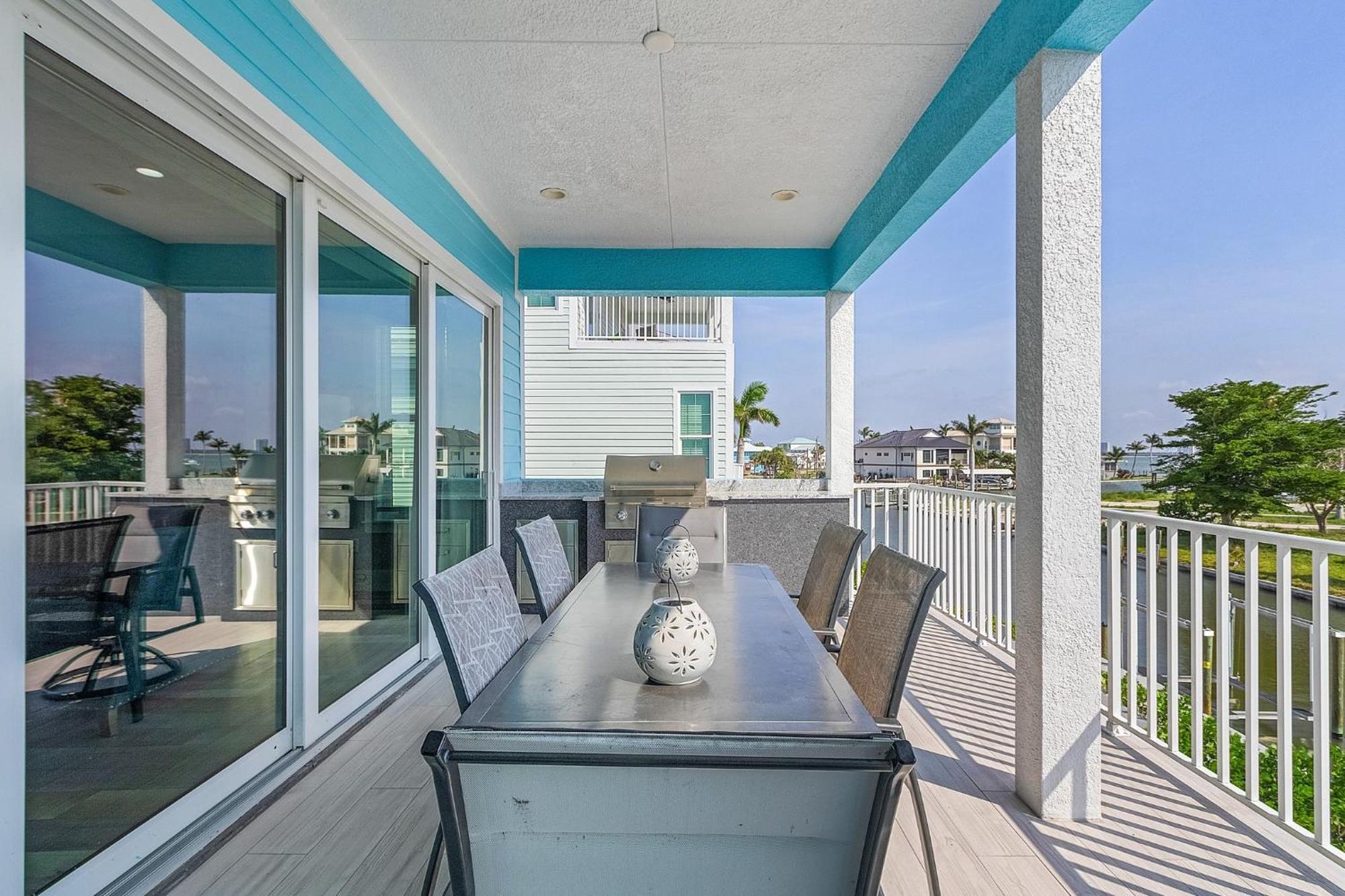 Luxurious Home: Gulf Views, Pool, Elevator Holiday home *