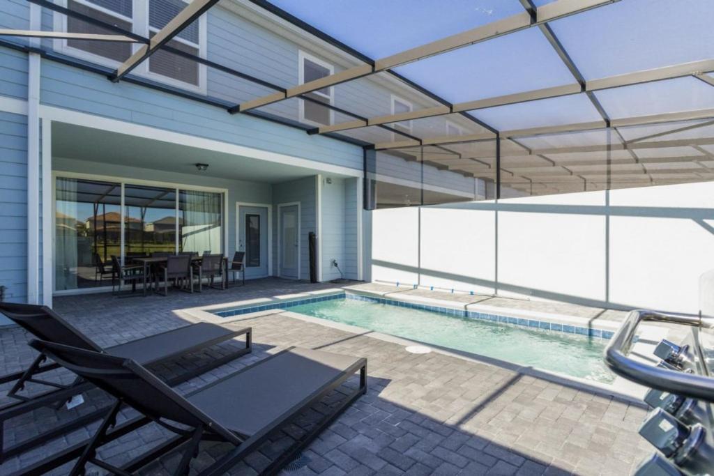 Modern Townhome 5 Beds 3 Kings Private Pool * Davenport