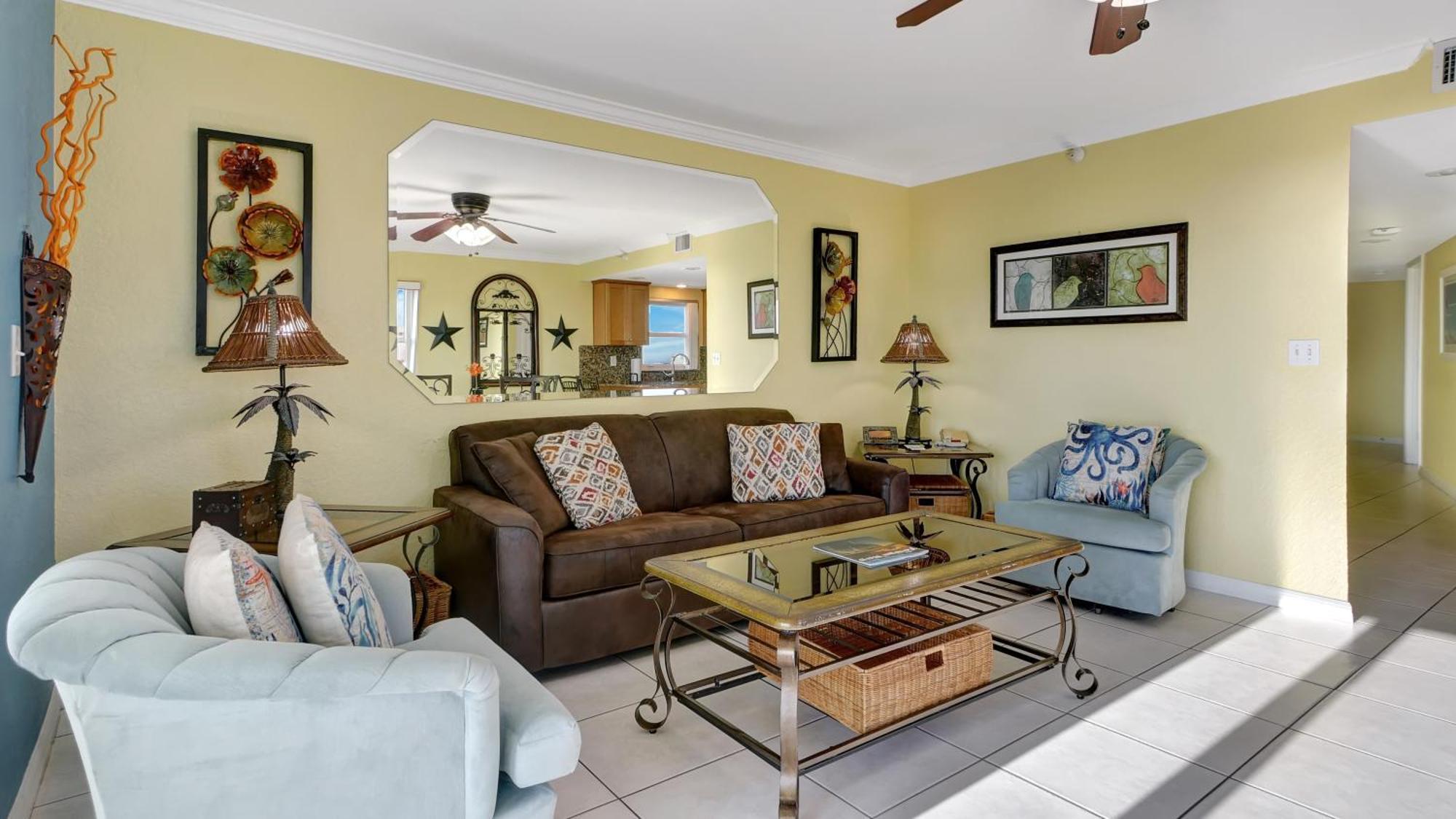Aparthotel South Oceanfront St. Pete Beach