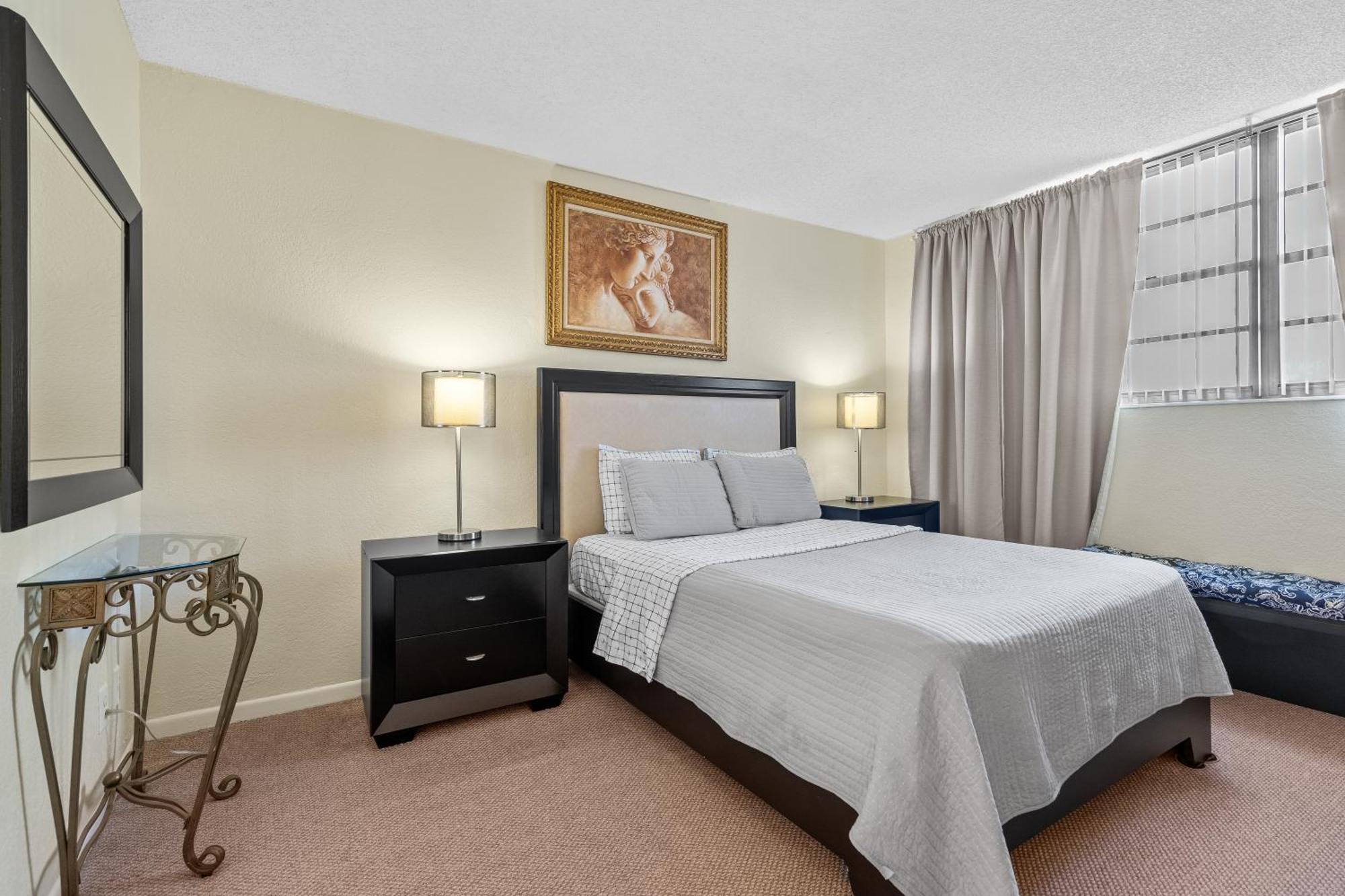 Miami Oceanview Oasis Collins Ave Free Parking Apartment