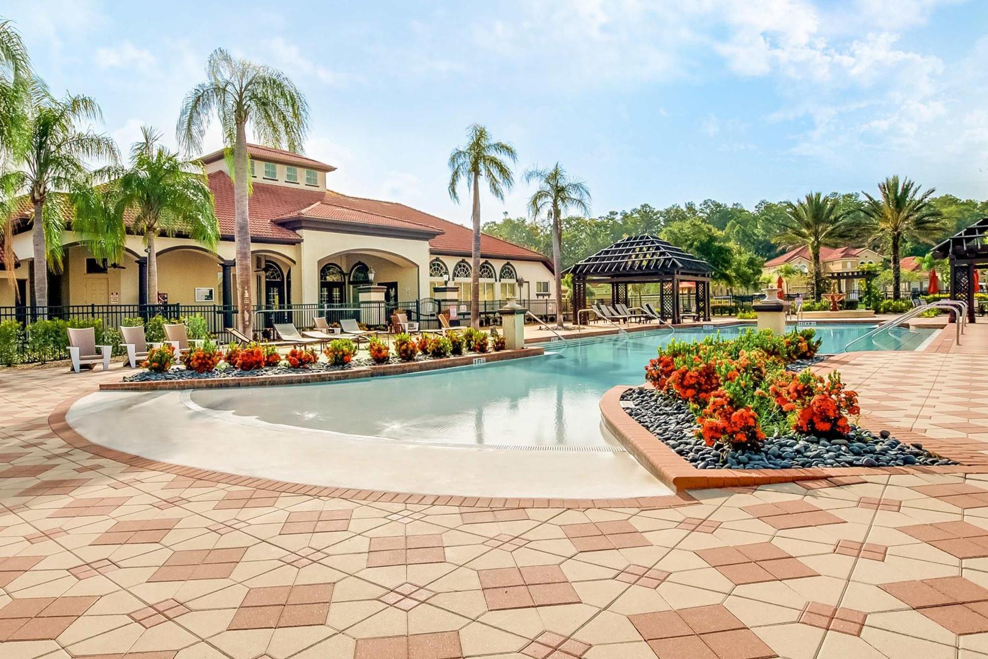 Holiday home Upstay Ultimate Orlando Retreat W Pool & Hot Tub Sleeps 16 *