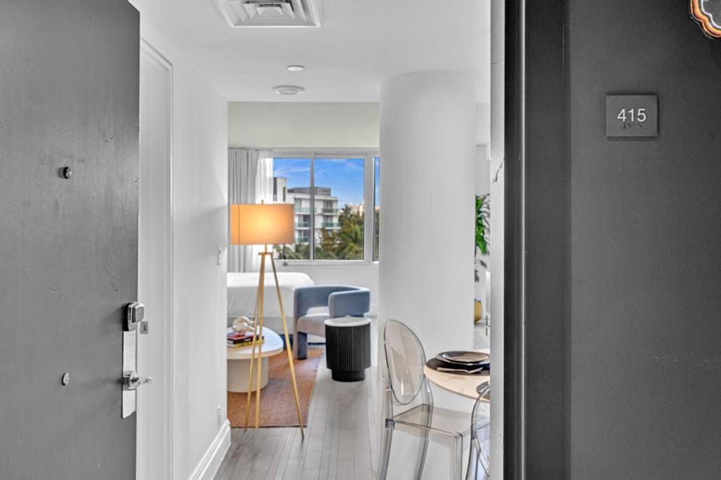 Lux Waterfront Studio South Beach Apartment Miami Beach