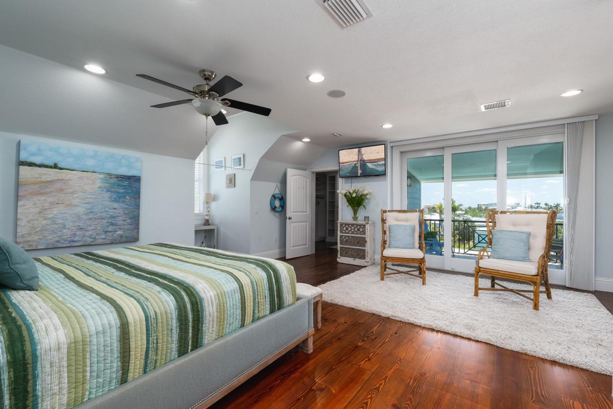 Holiday home Freshly Squeezed: 5br, Pool, & Canal Views *