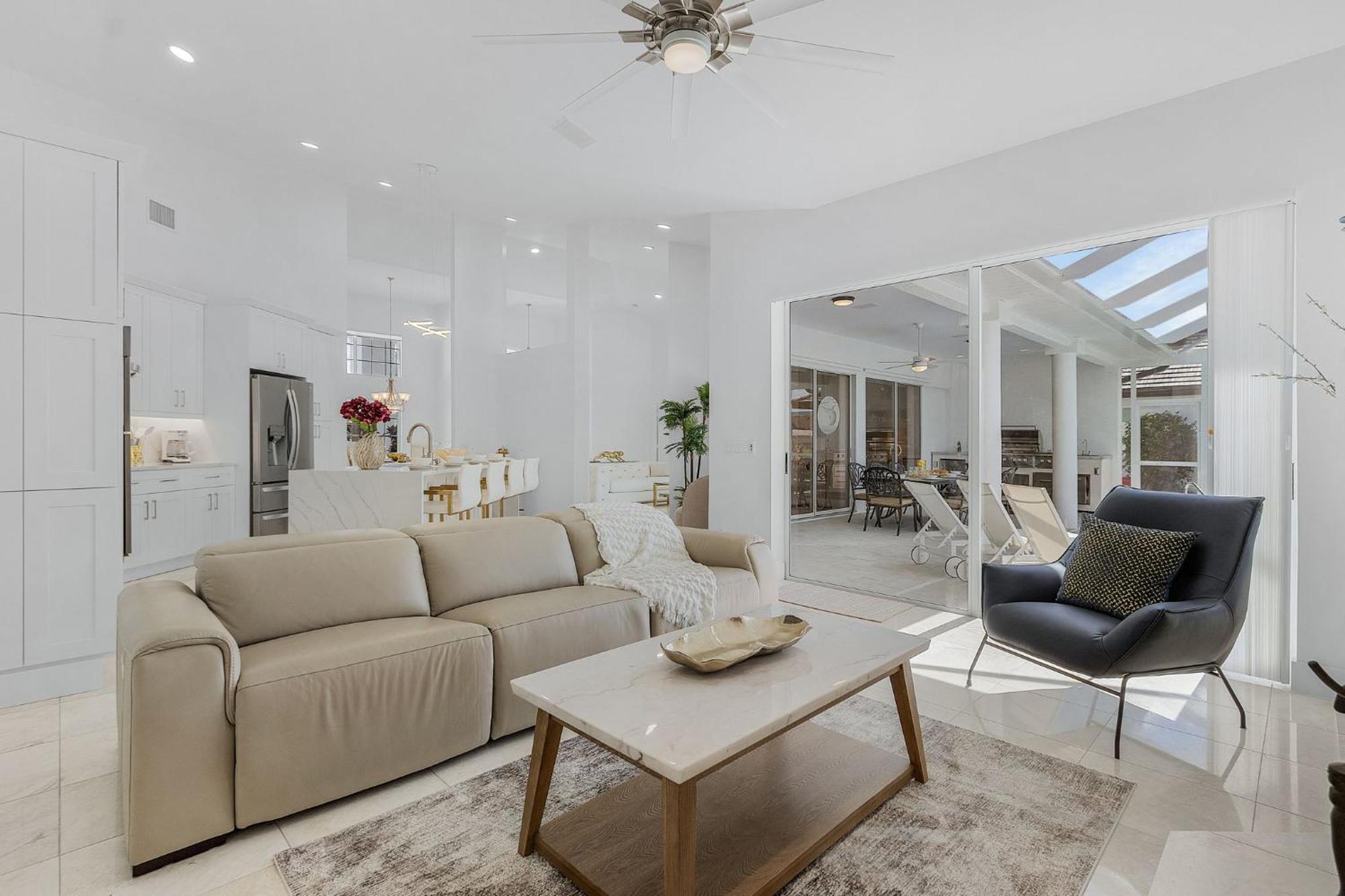 Experience Luxury- Gulf Access, Stunning Canal Views, Heated Pool- Avalon - Roelens * Cape Coral