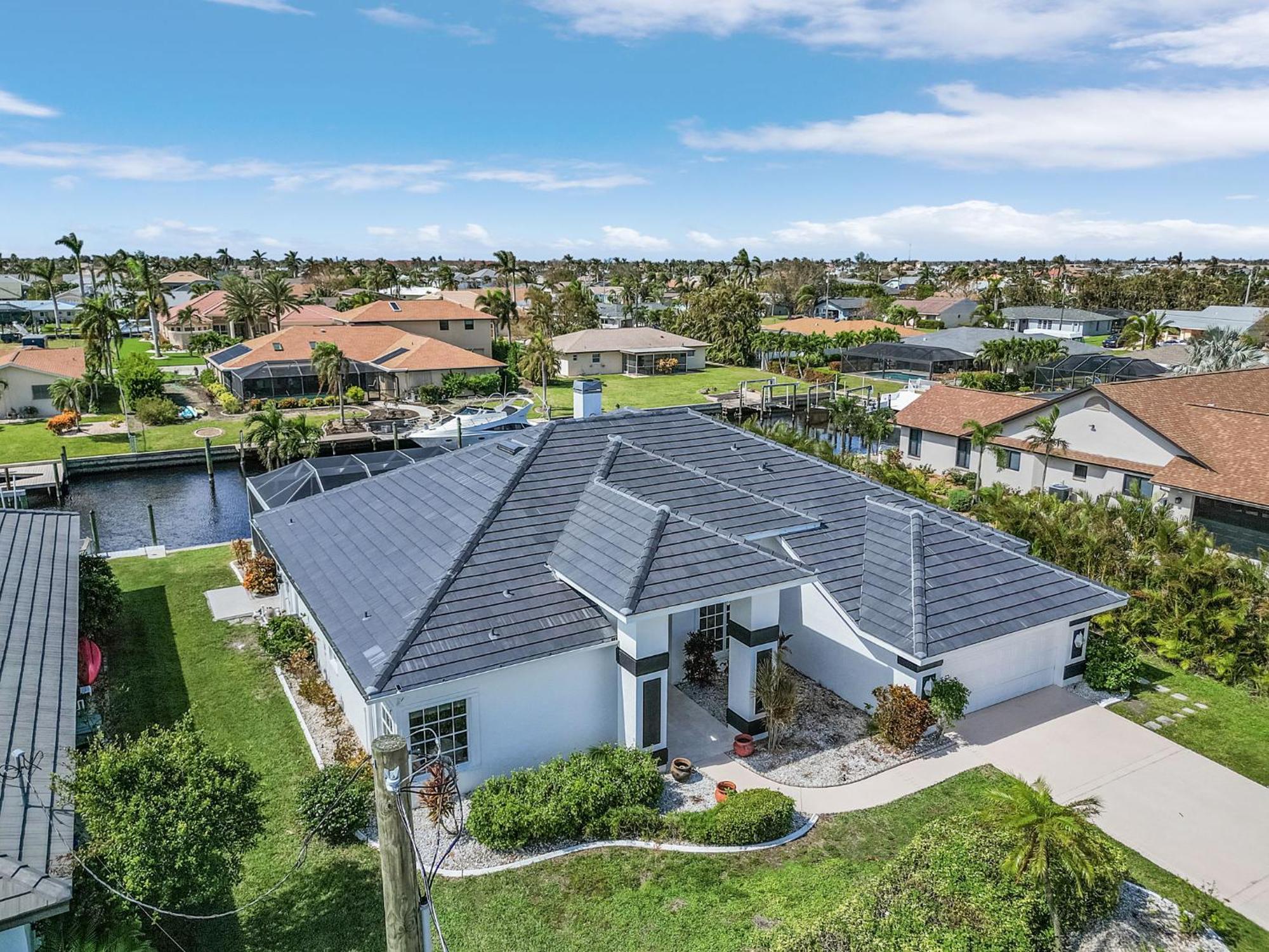 Holiday home Experience Luxury- Gulf Access, Stunning Canal Views, Heated Pool- Avalon - Roelens