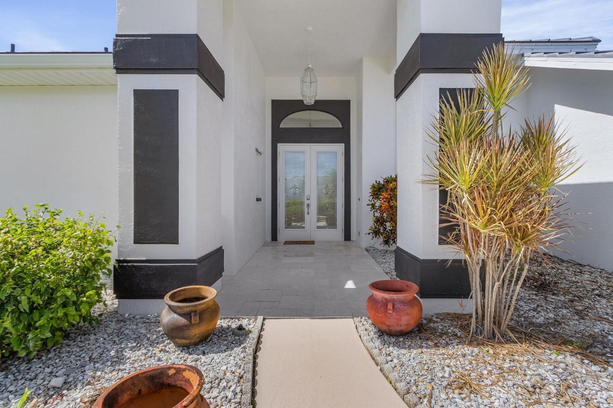 Holiday home Experience Luxury- Gulf Access, Stunning Canal Views, Heated Pool- Avalon - Roelens
