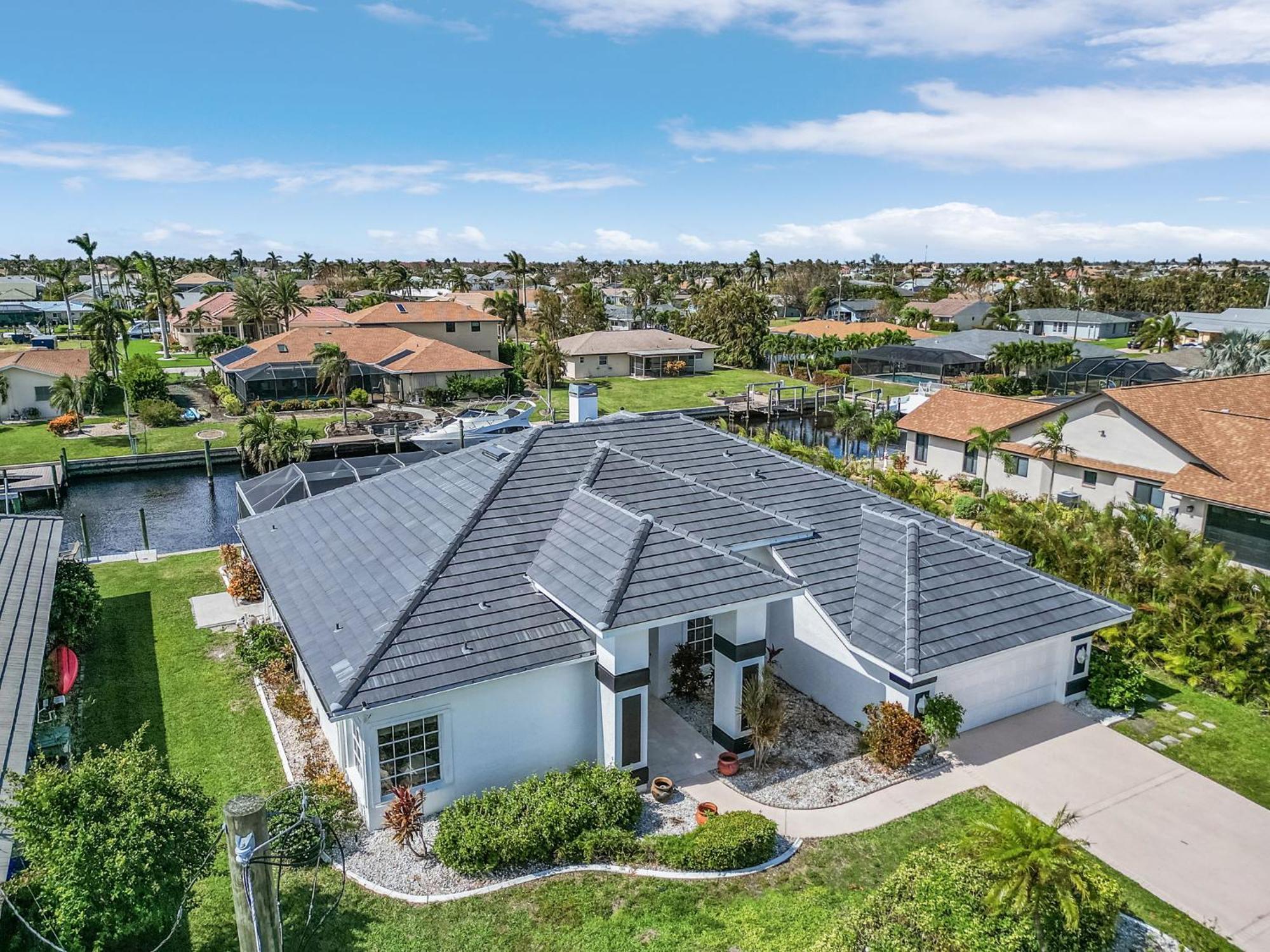 Experience Luxury- Gulf Access, Stunning Canal Views, Heated Pool- Avalon - Roelens Holiday home *