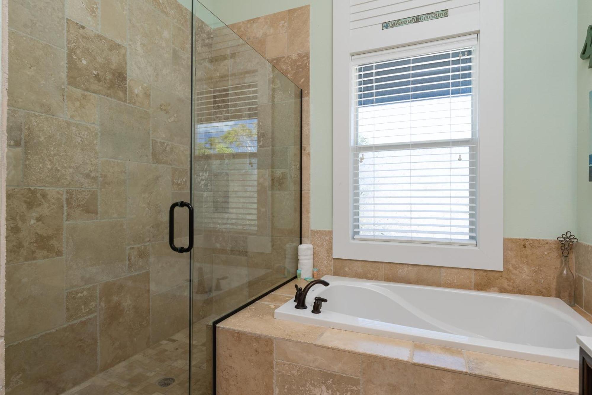Freshly Squeezed: 5br, Pool, & Canal Views * Fort Myers Beach