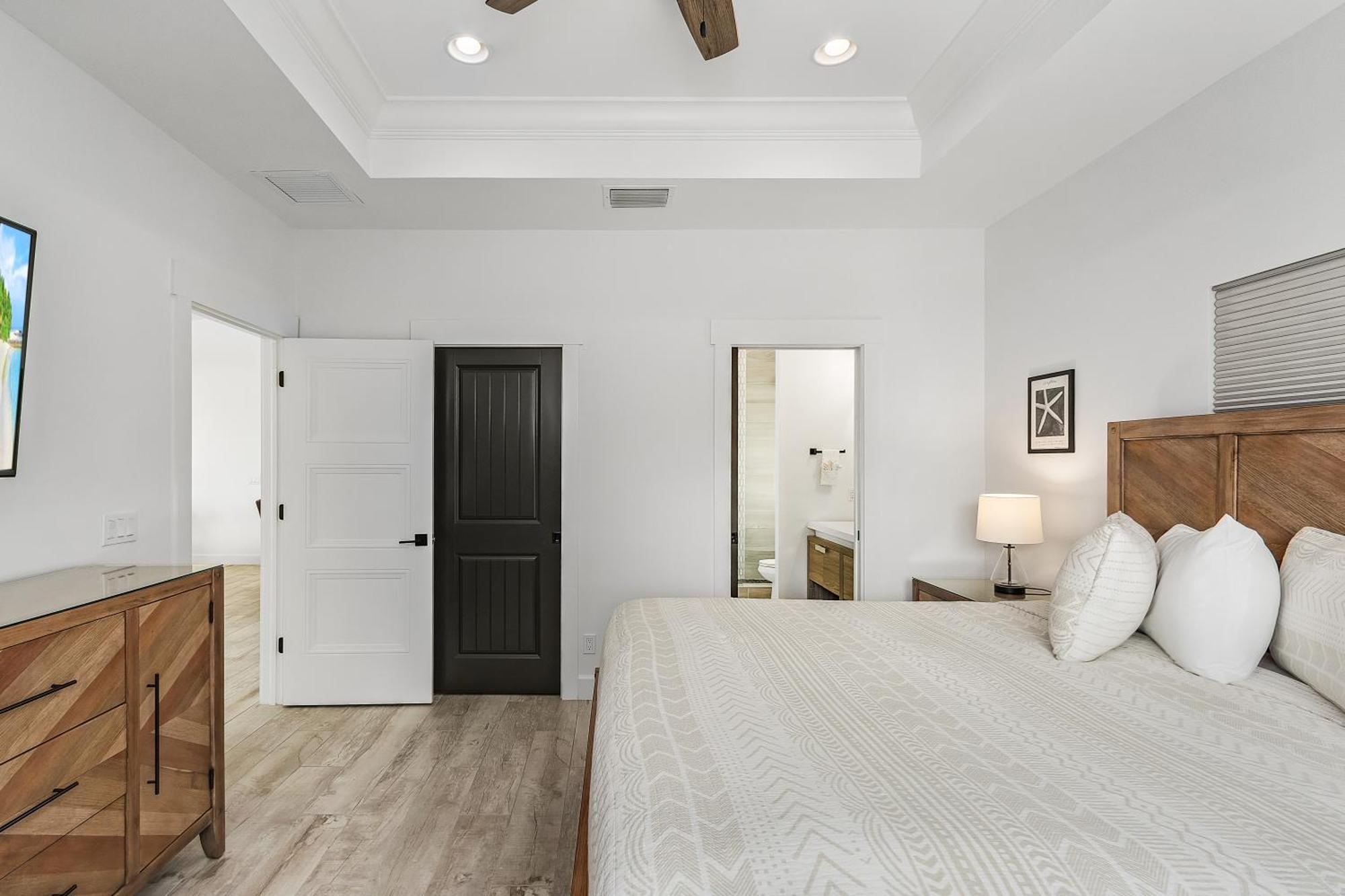 Luxury Retreat: With Pool * Fort Myers Beach