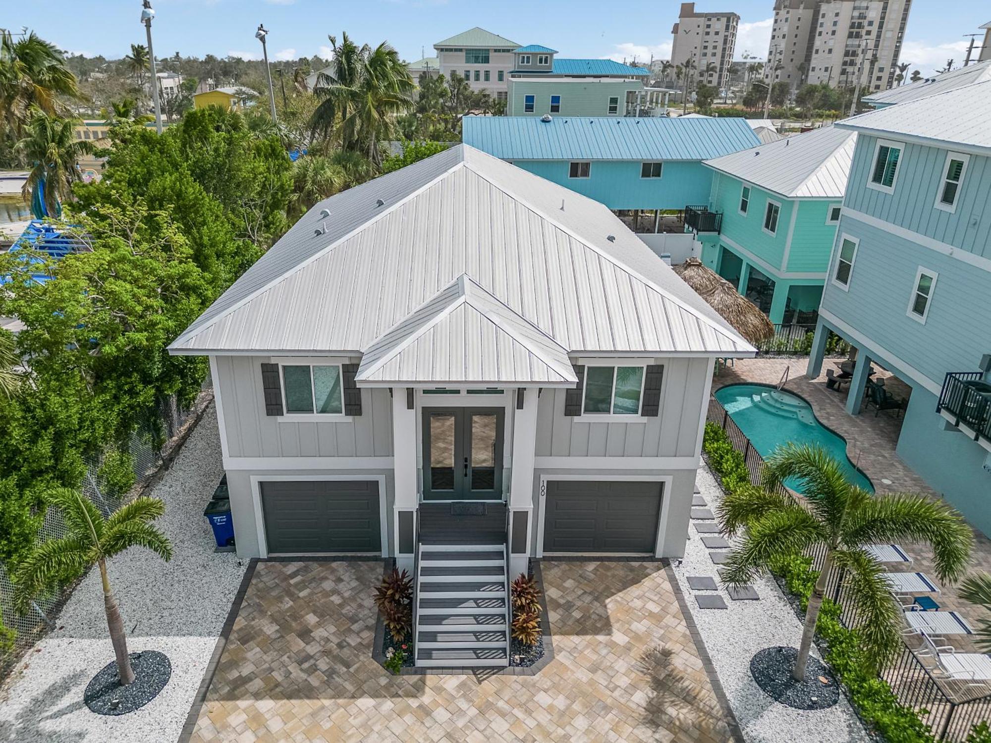 Luxury Retreat: With Pool Fort Myers Beach