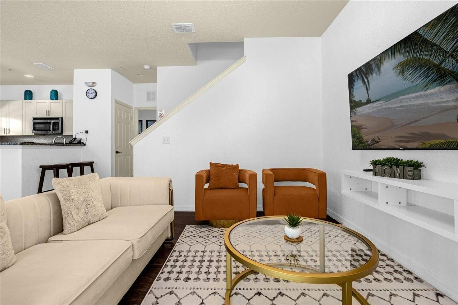 4 Bedrooms - Sleeps 10 At Lucaya Vilage Holiday home Kissimmee