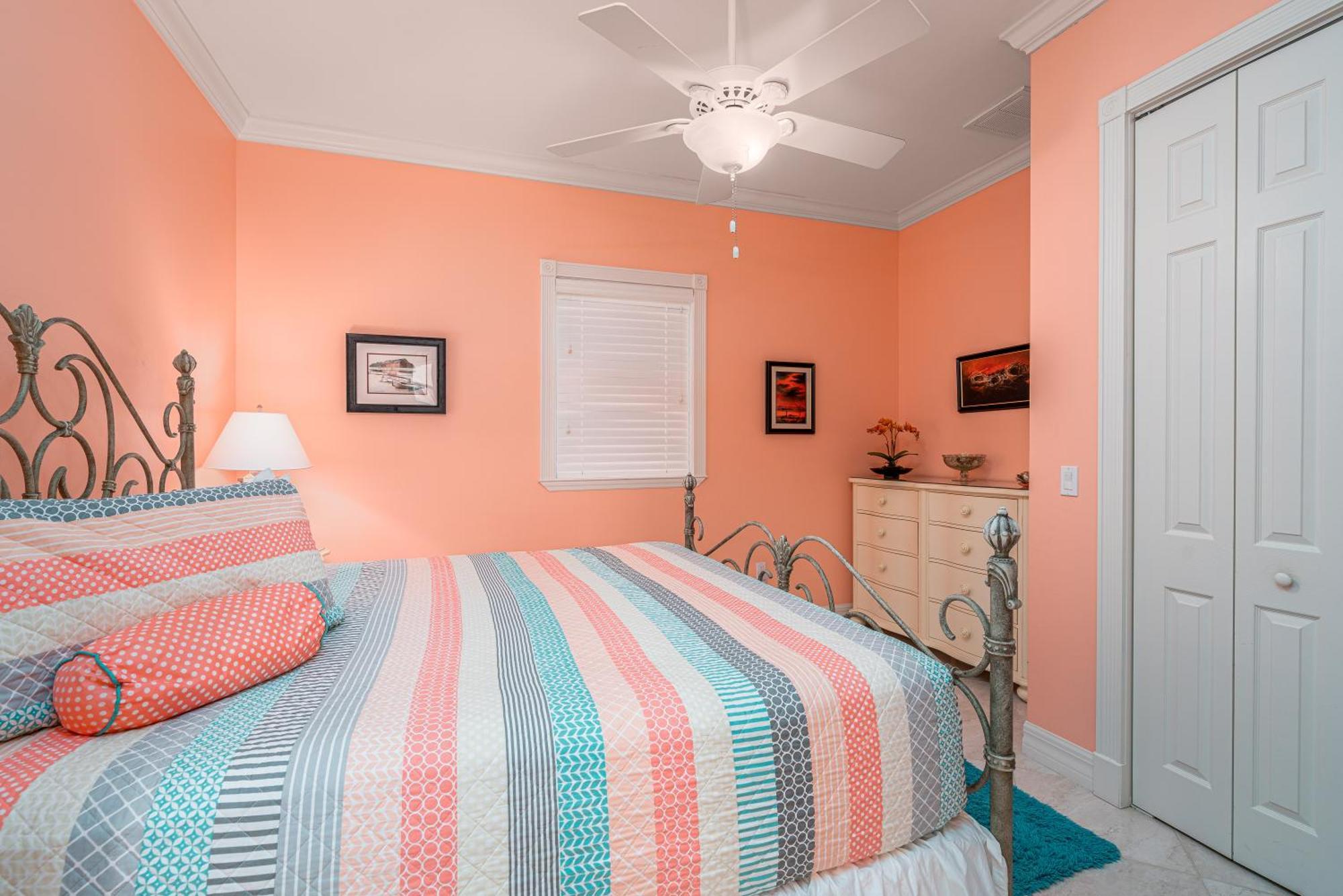 Holiday home Oceanview Luxury: Sunset Views, Pool, Access *