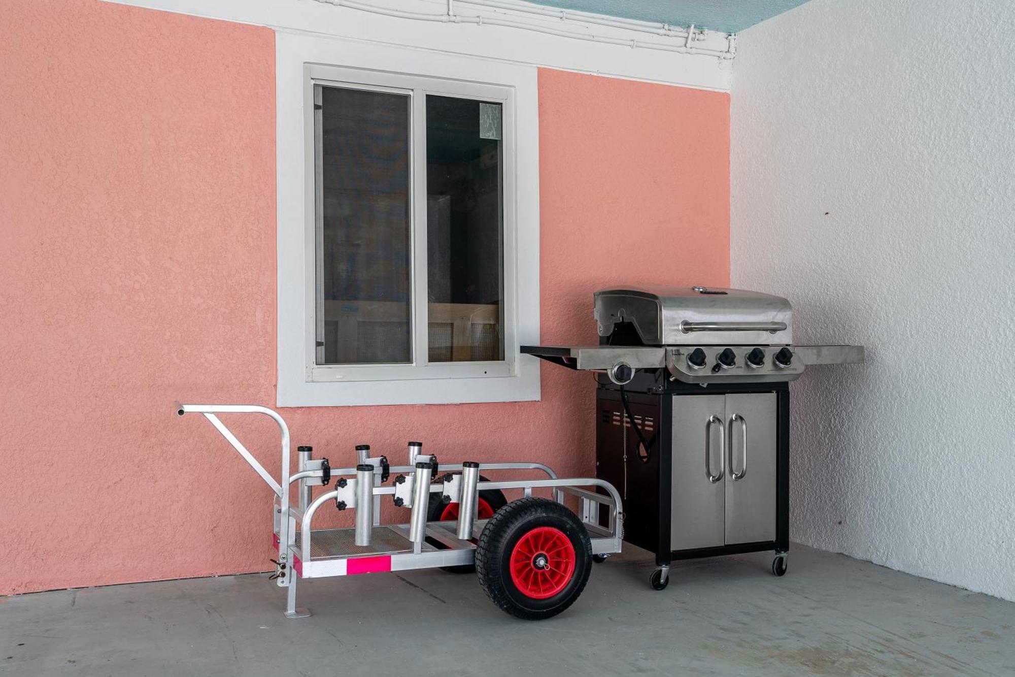 Waterfront Paradise: Cozy 3br With Hot Tub & Dock Holiday home Fort Myers Beach