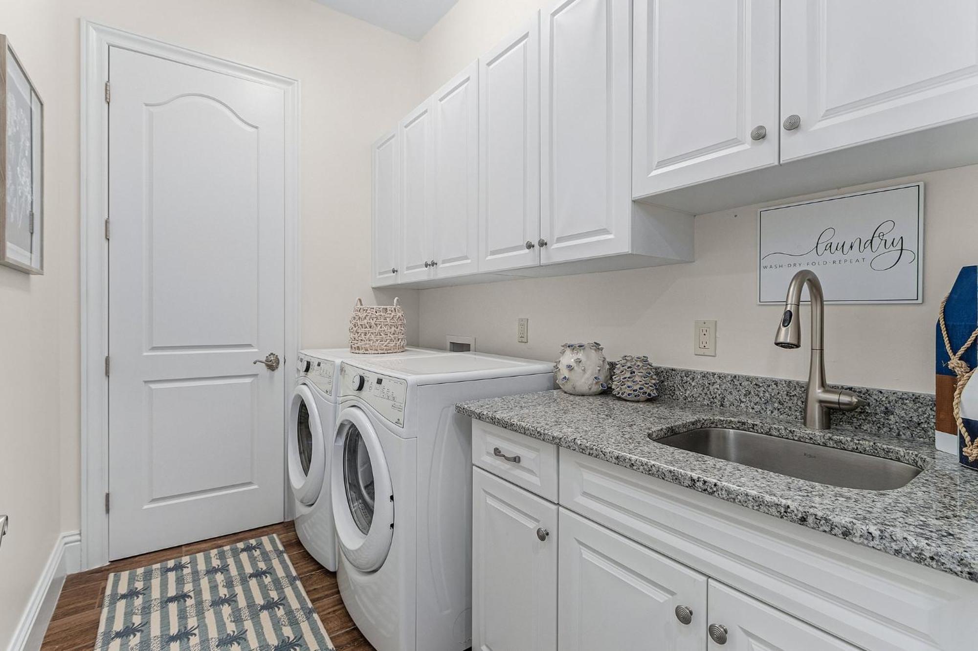 Beachfront 5br: Heated Pool, Spa, Elevator, Views