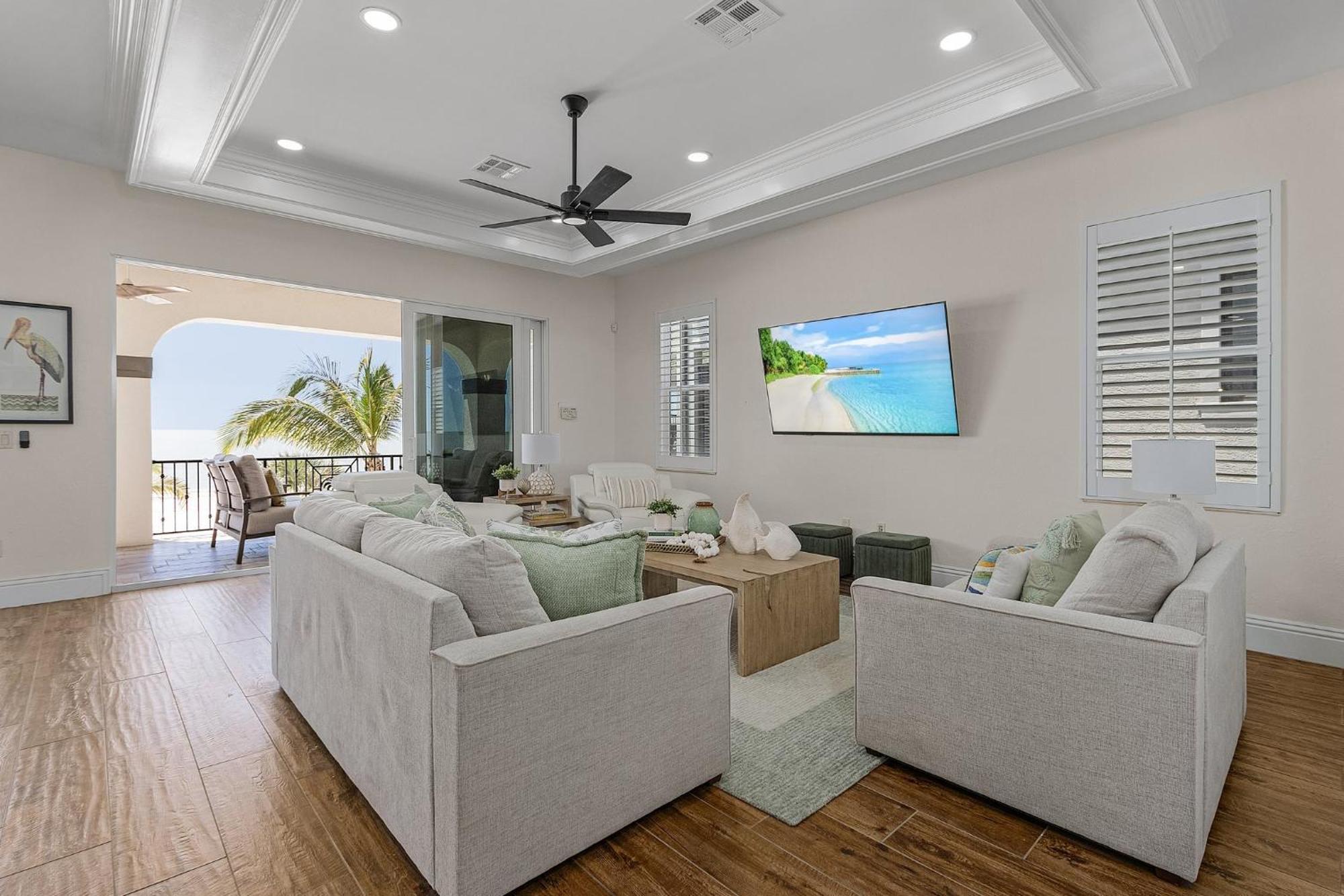 Beachfront 5br: Heated Pool, Spa, Elevator, Views *