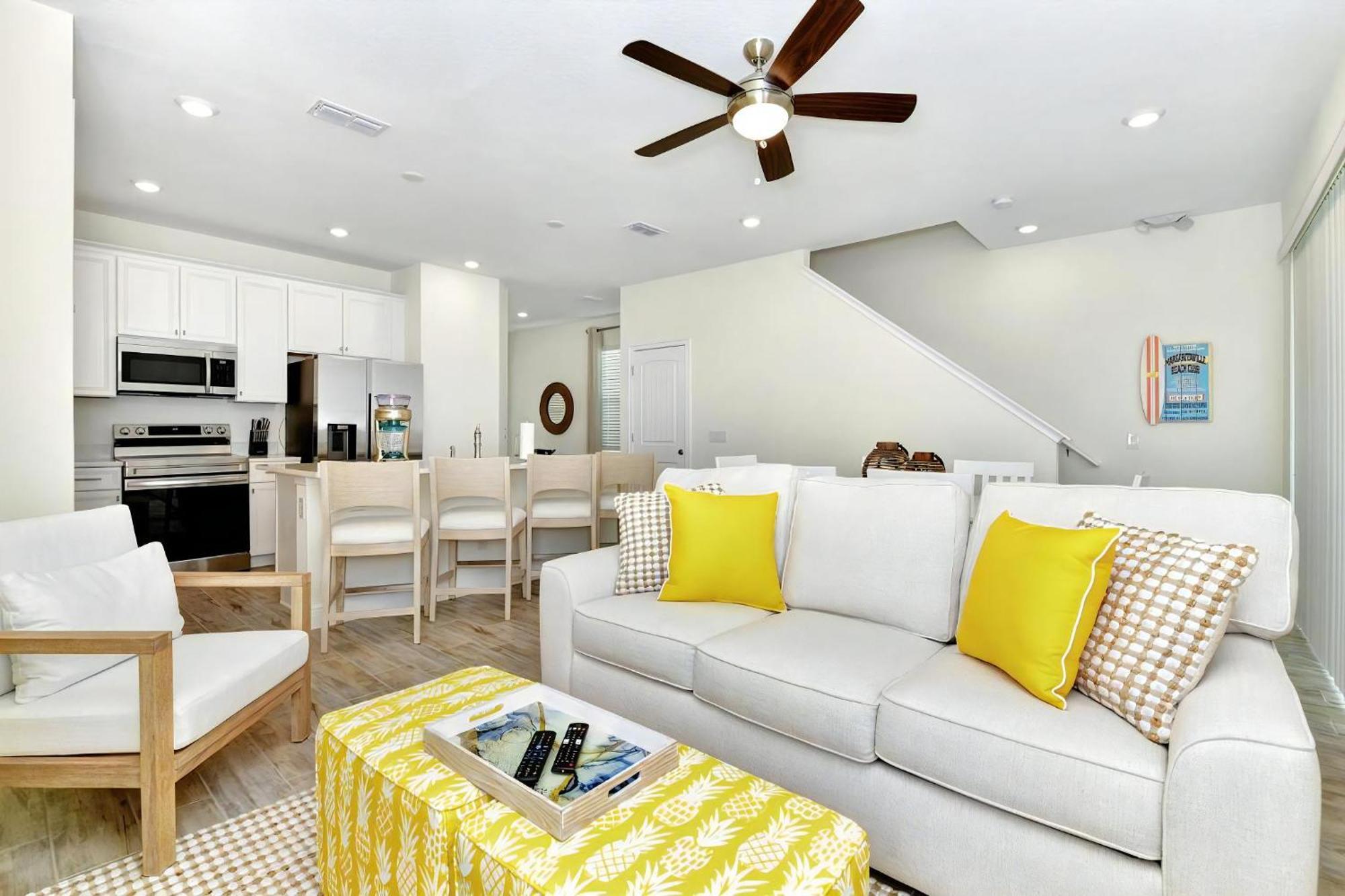 Serene Near With Margaritaville Access - 8147cp Villa