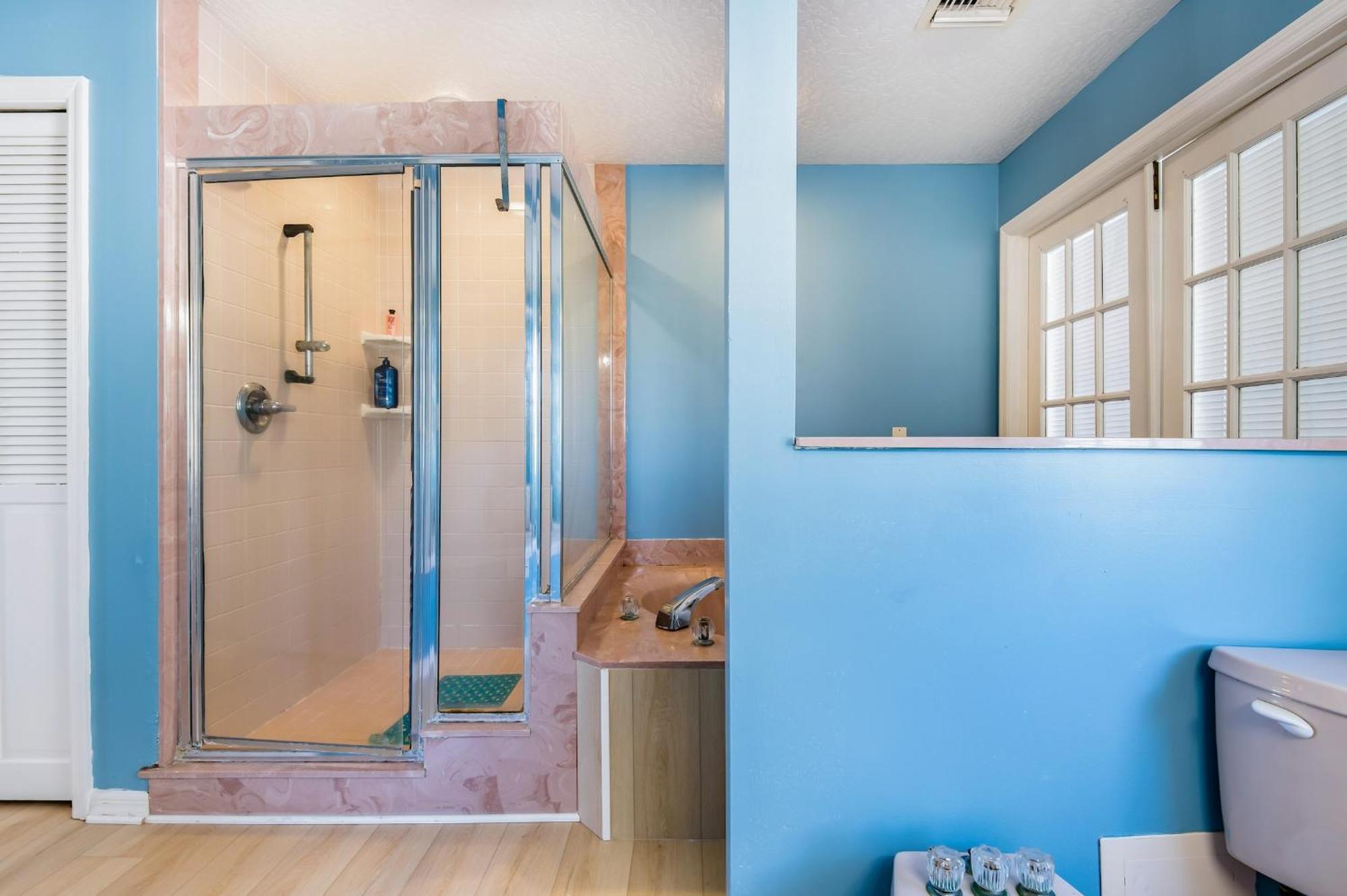 Apartment Coastal 2br With Direct Access *