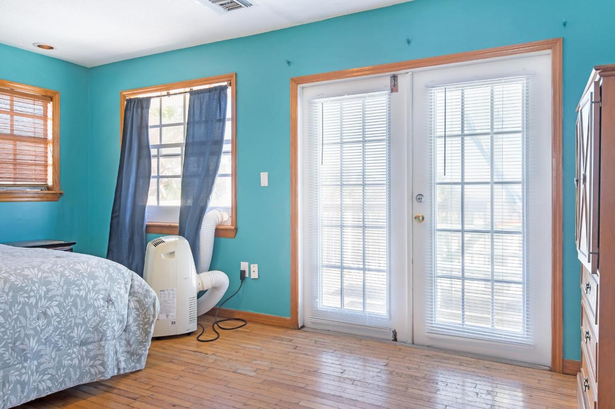 Coastal 2br With Direct Access Apartment *