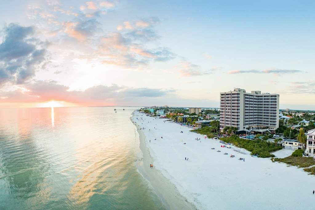 Diamond Head Fort Myers Beach