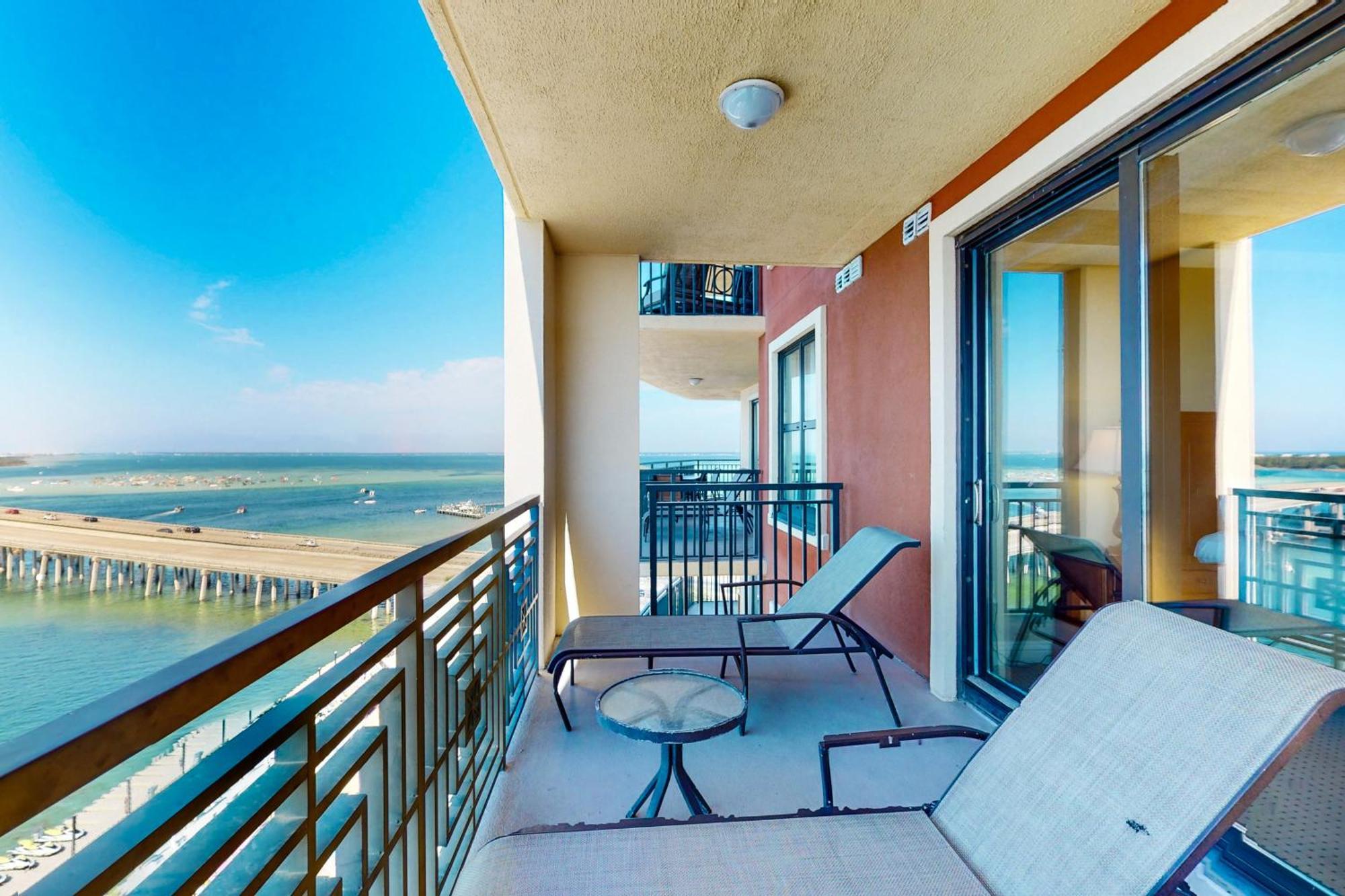 Emerald Grande W625 Apartment Destin