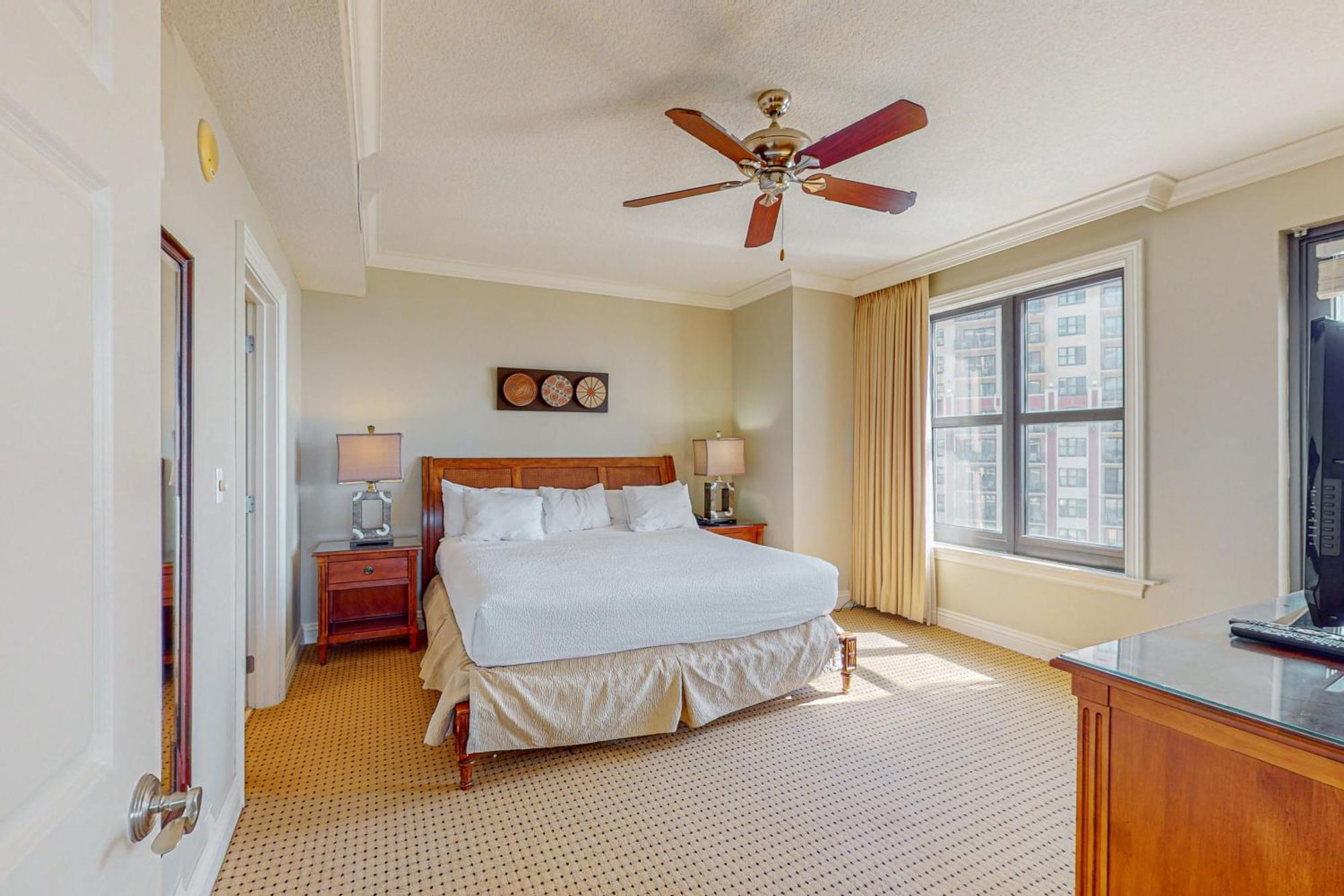 Emerald Grande W625 Apartment Destin
