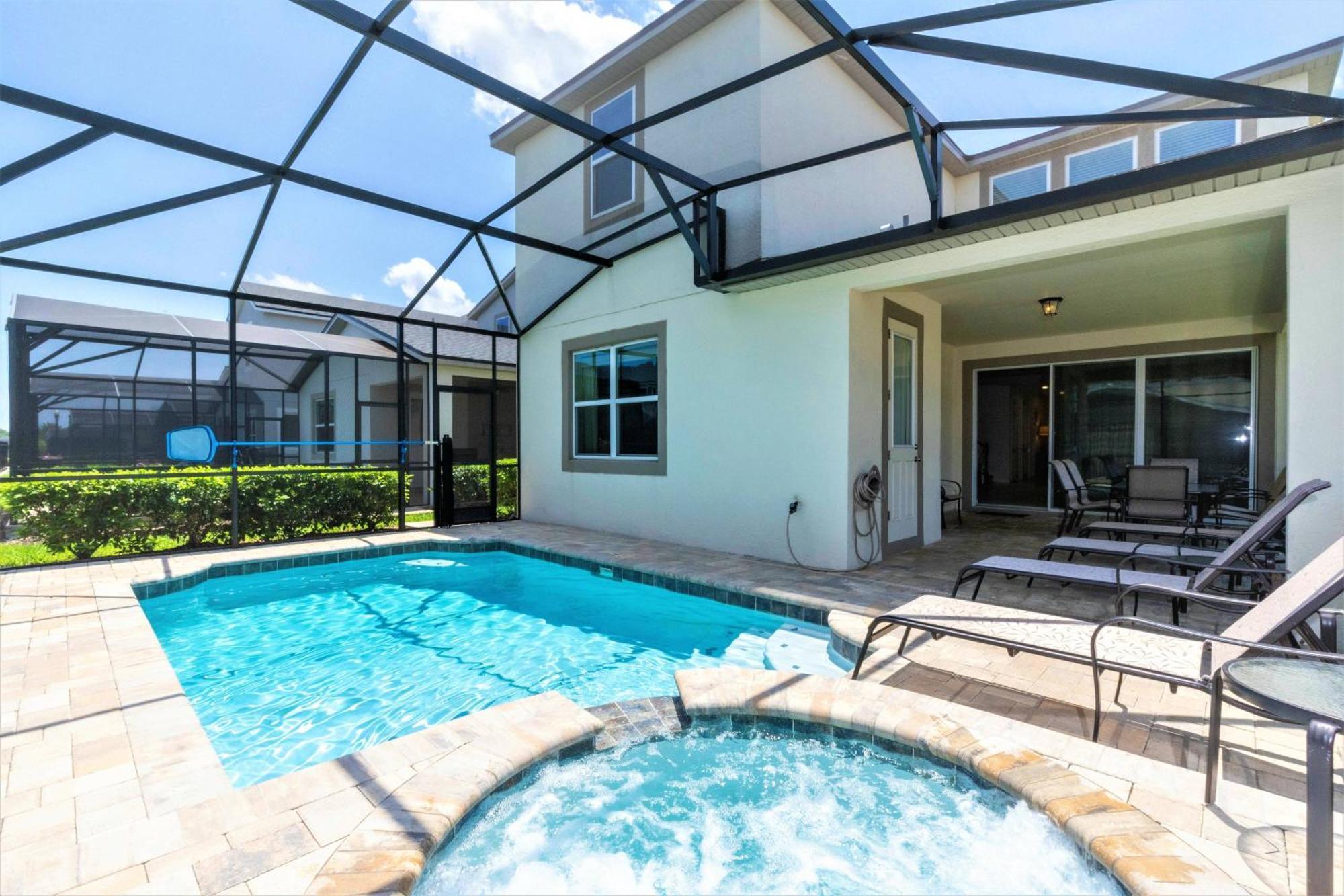 Solara Private Pool Near Everywhere
